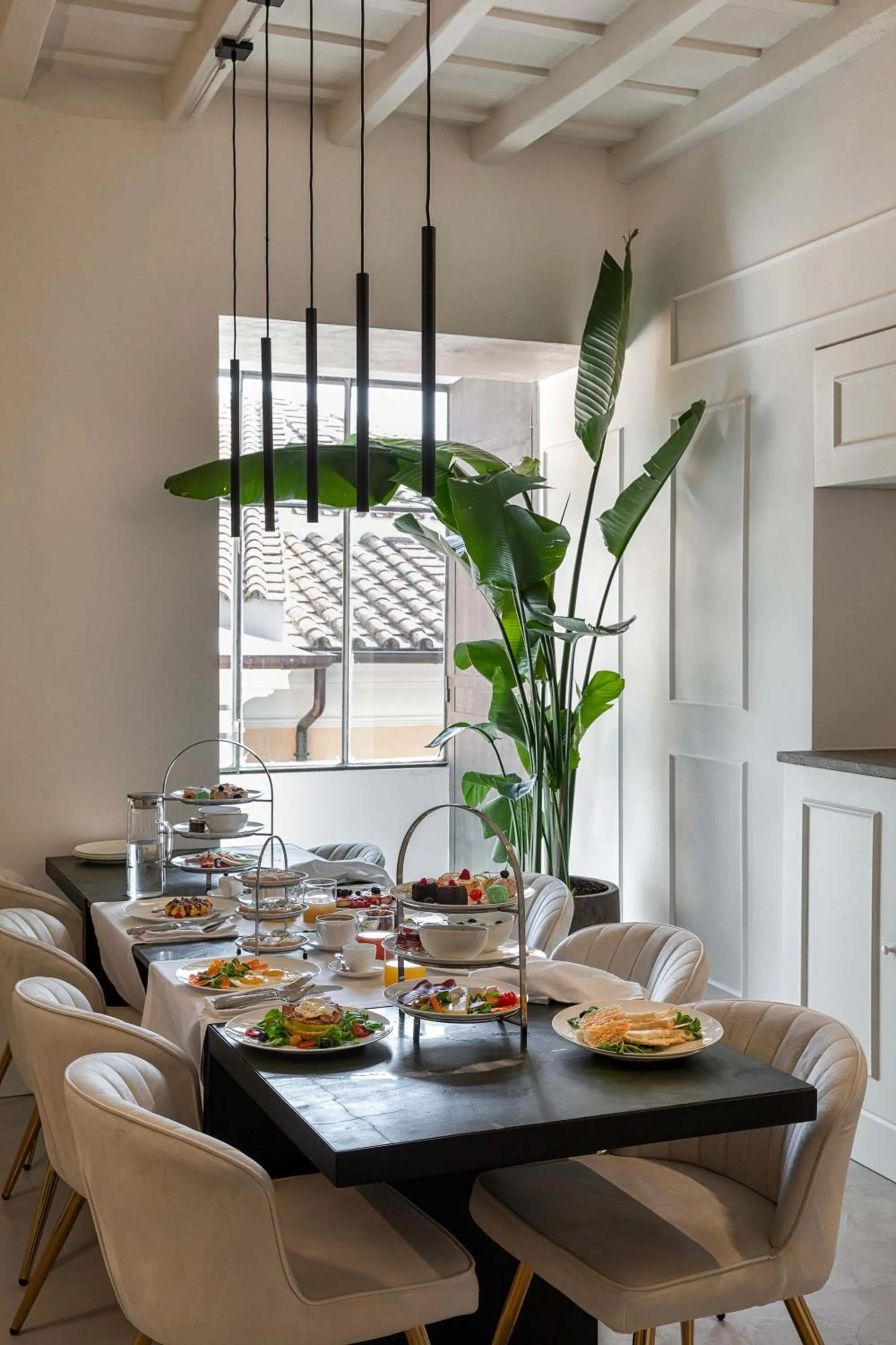 Food and drinks in Palazzo Goldoni Condotti Collection