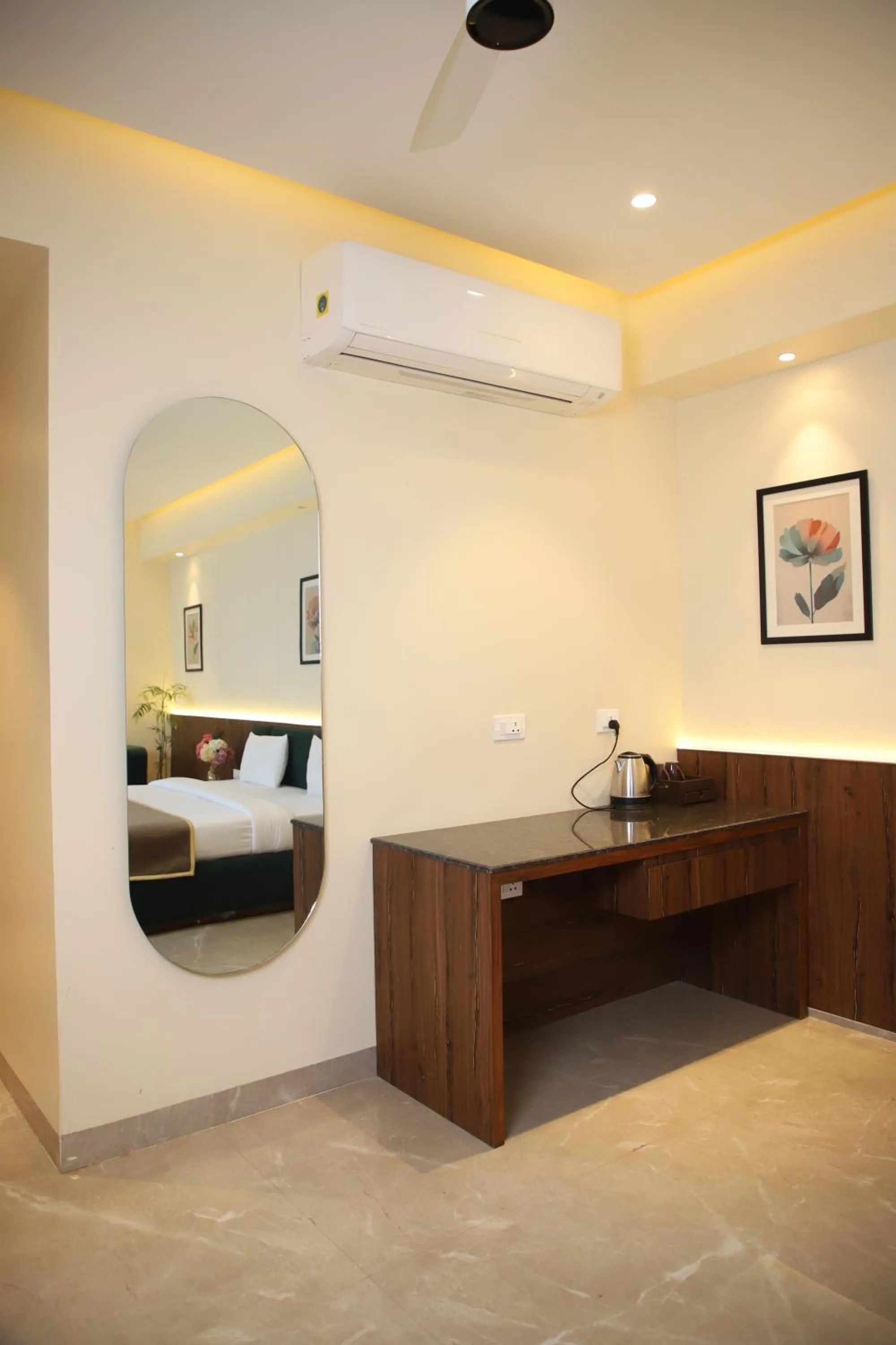 Bedroom, Bed in Pink Villa Boutique Hotel