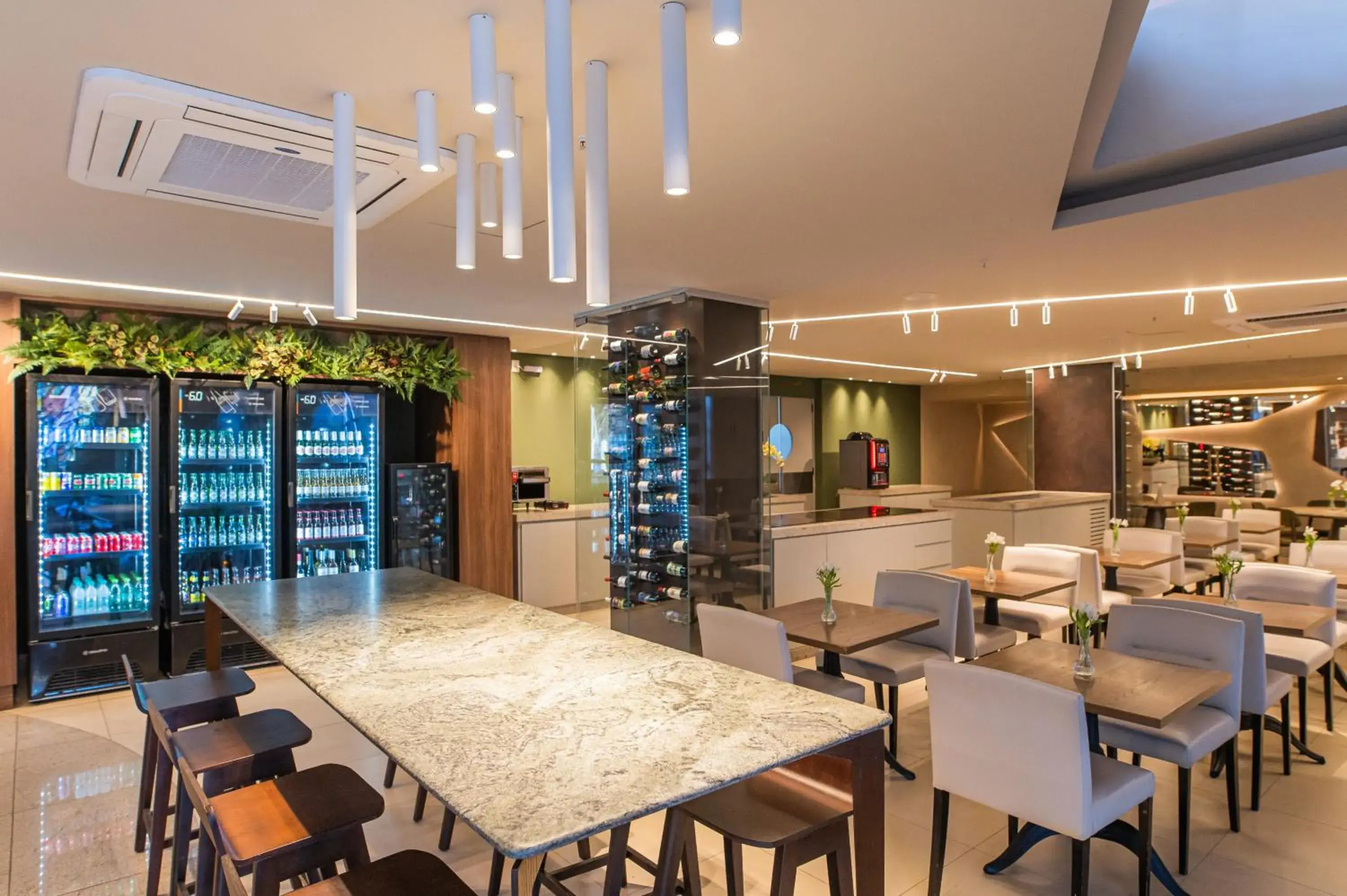 Restaurant/places to eat in Intercity Montes Claros Restaurant/places to eat in Intercity Montes Claros