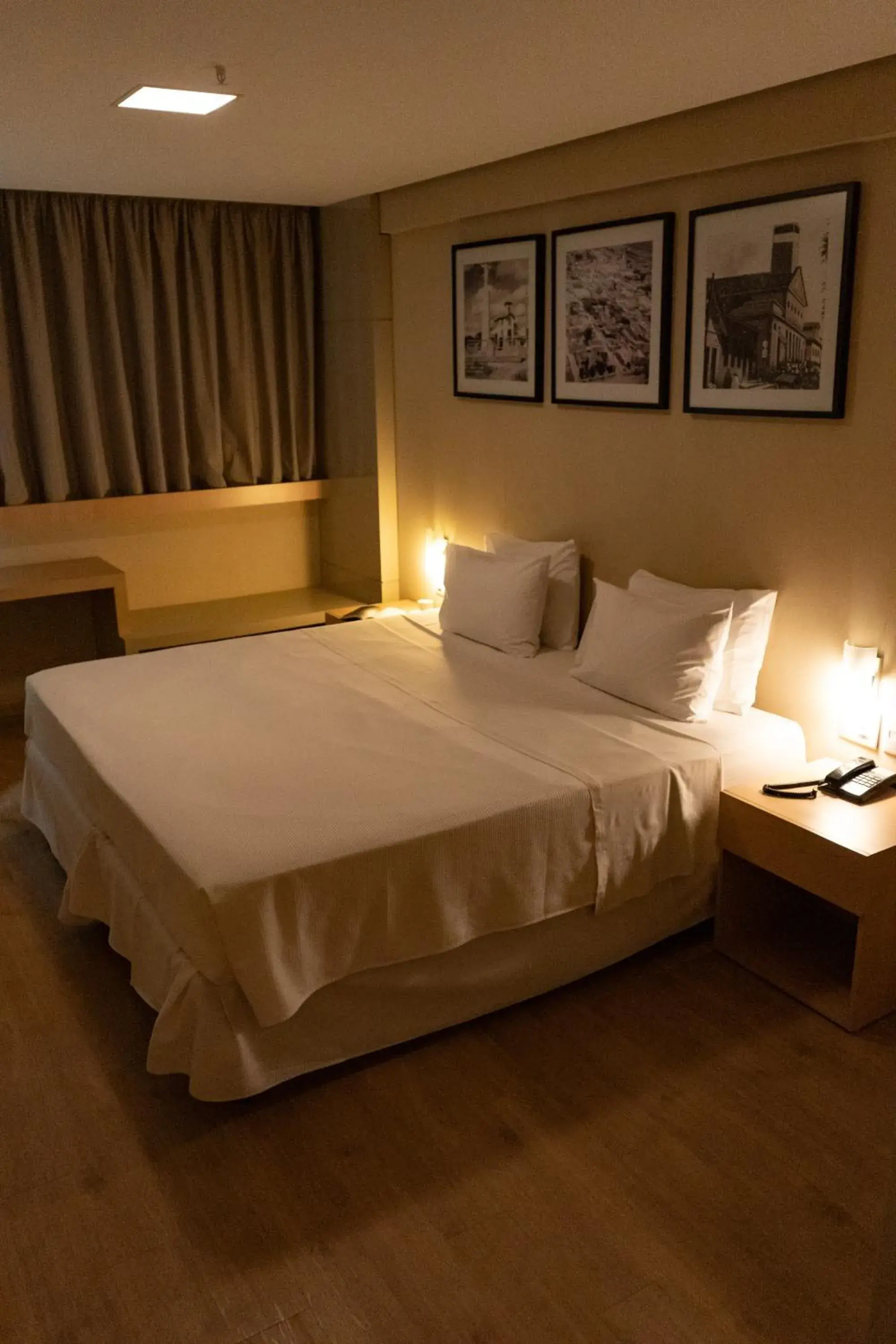 Standard Double - single occupancy - 1 King Bed in Intercity Montes Claros Standard Double - single occupancy - 1 King Bed in Intercity Montes Claros