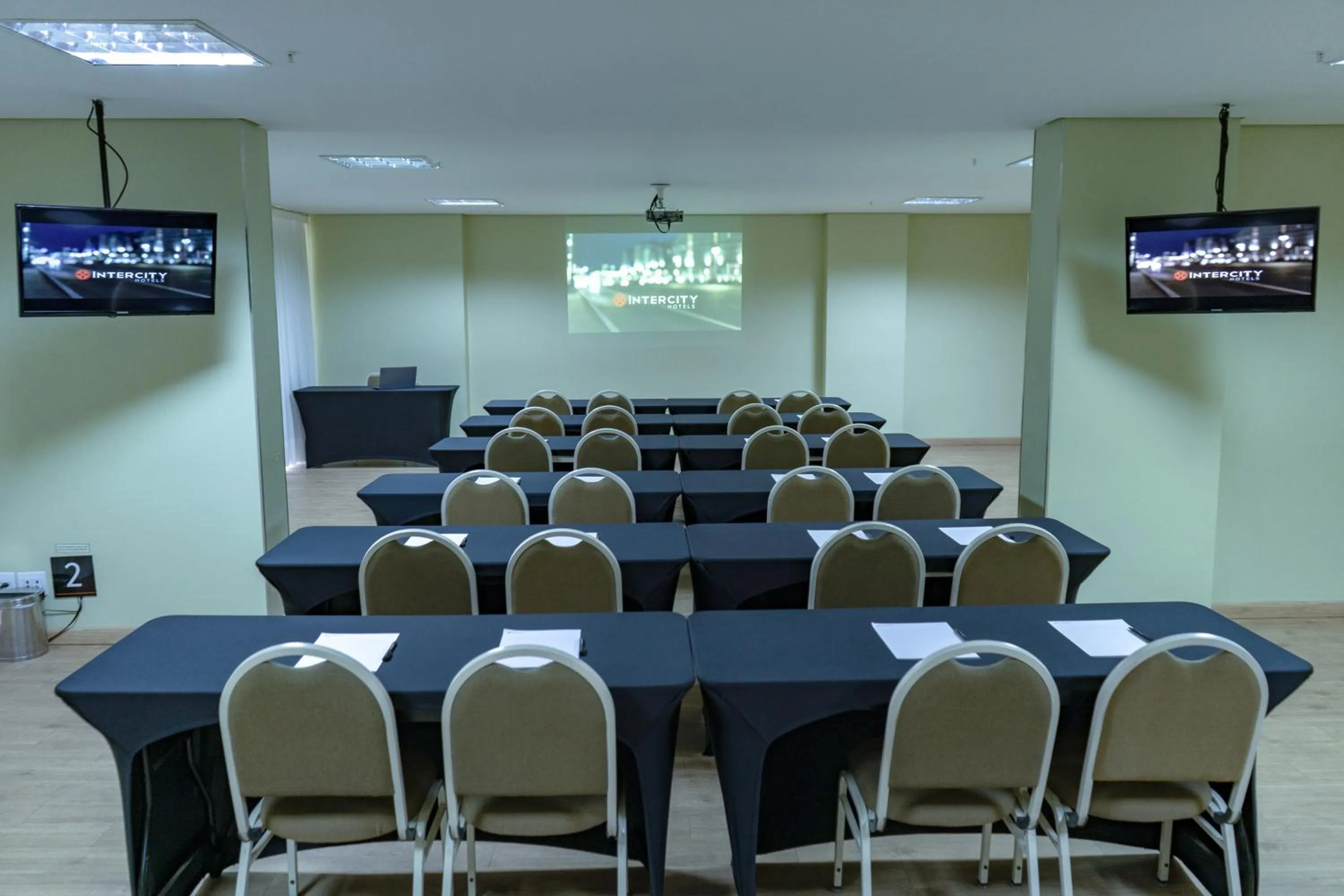 Banquet/Function facilities in Intercity Montes Claros
