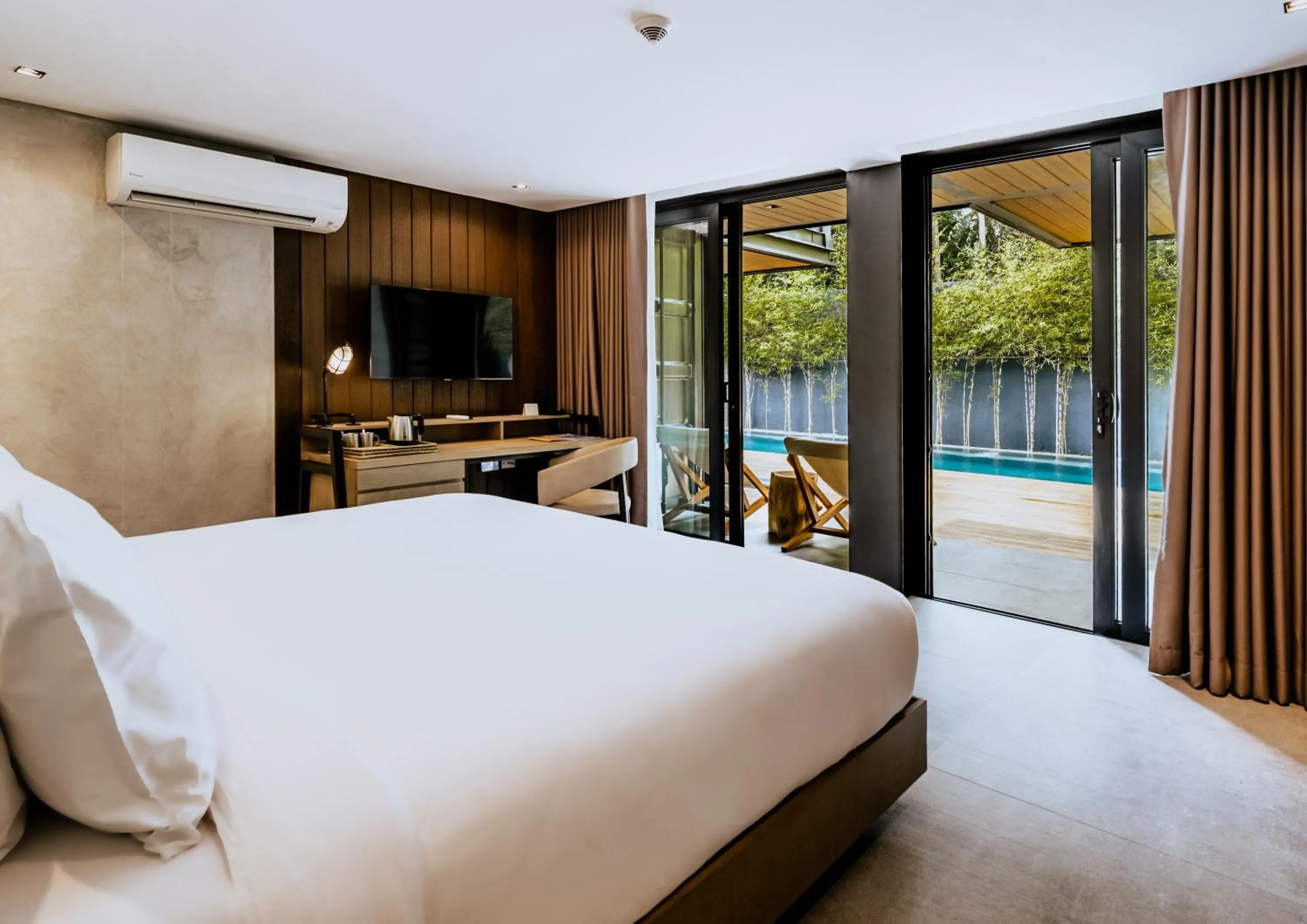 Bed in The Funny Lion - Coron