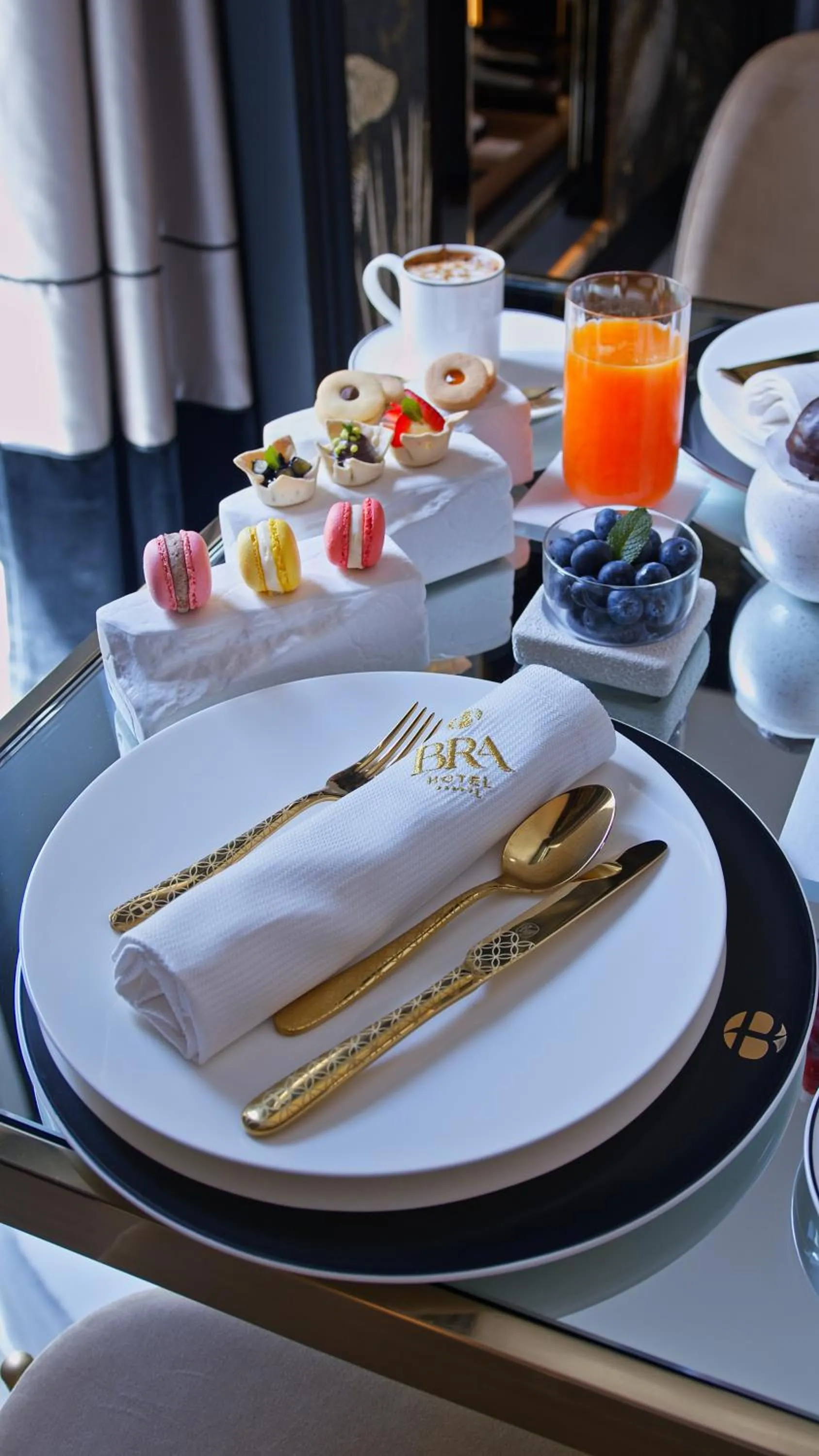 Breakfast in Bra Hotel