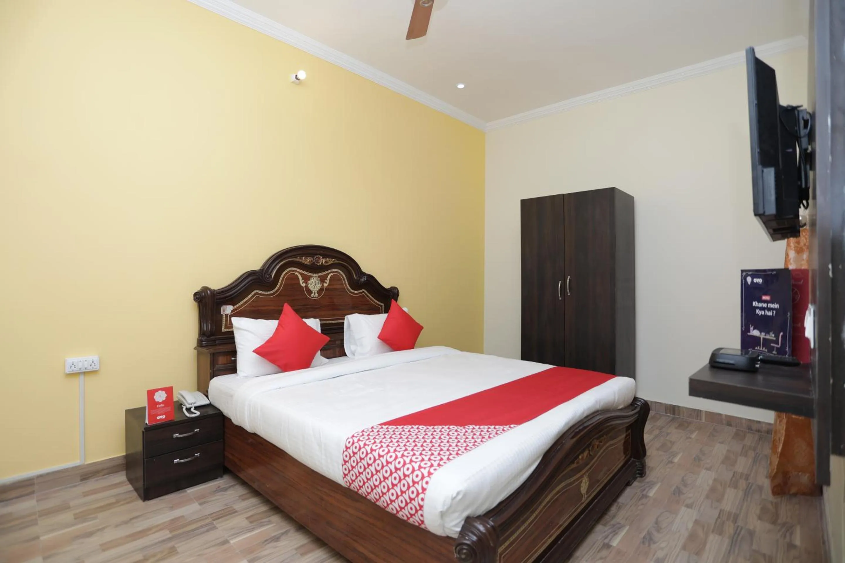 Photo of the whole room, Bed in Hotel O Greenview Inn