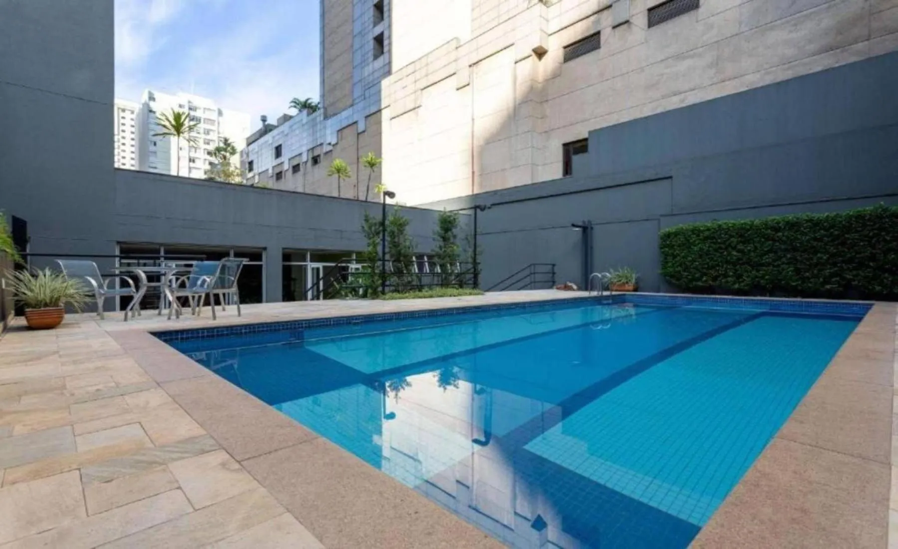 Swimming pool in Get a Flat 1303 - Aconchegante - Jardins