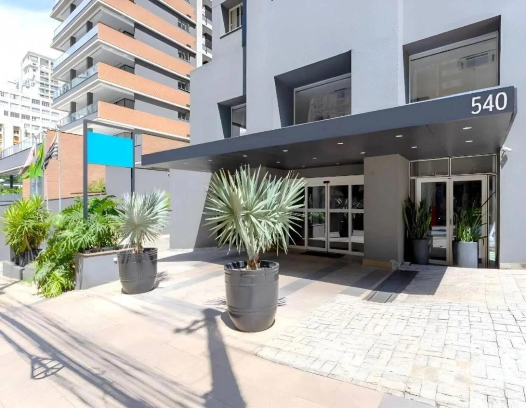 Facade/entrance in Get a Flat 1303 - Aconchegante - Jardins