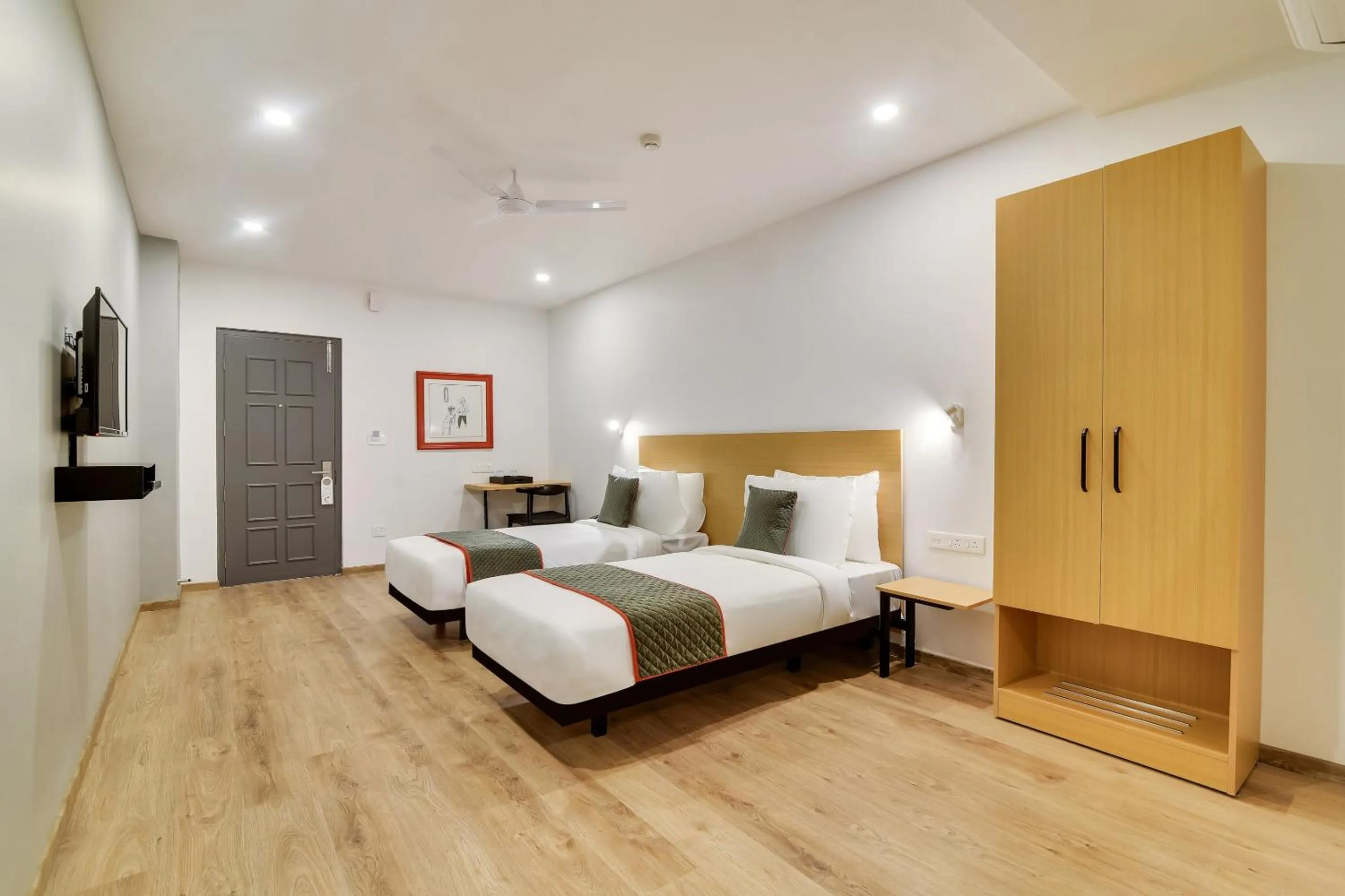Bedroom, Bed in Townhouse Kovilambakkam