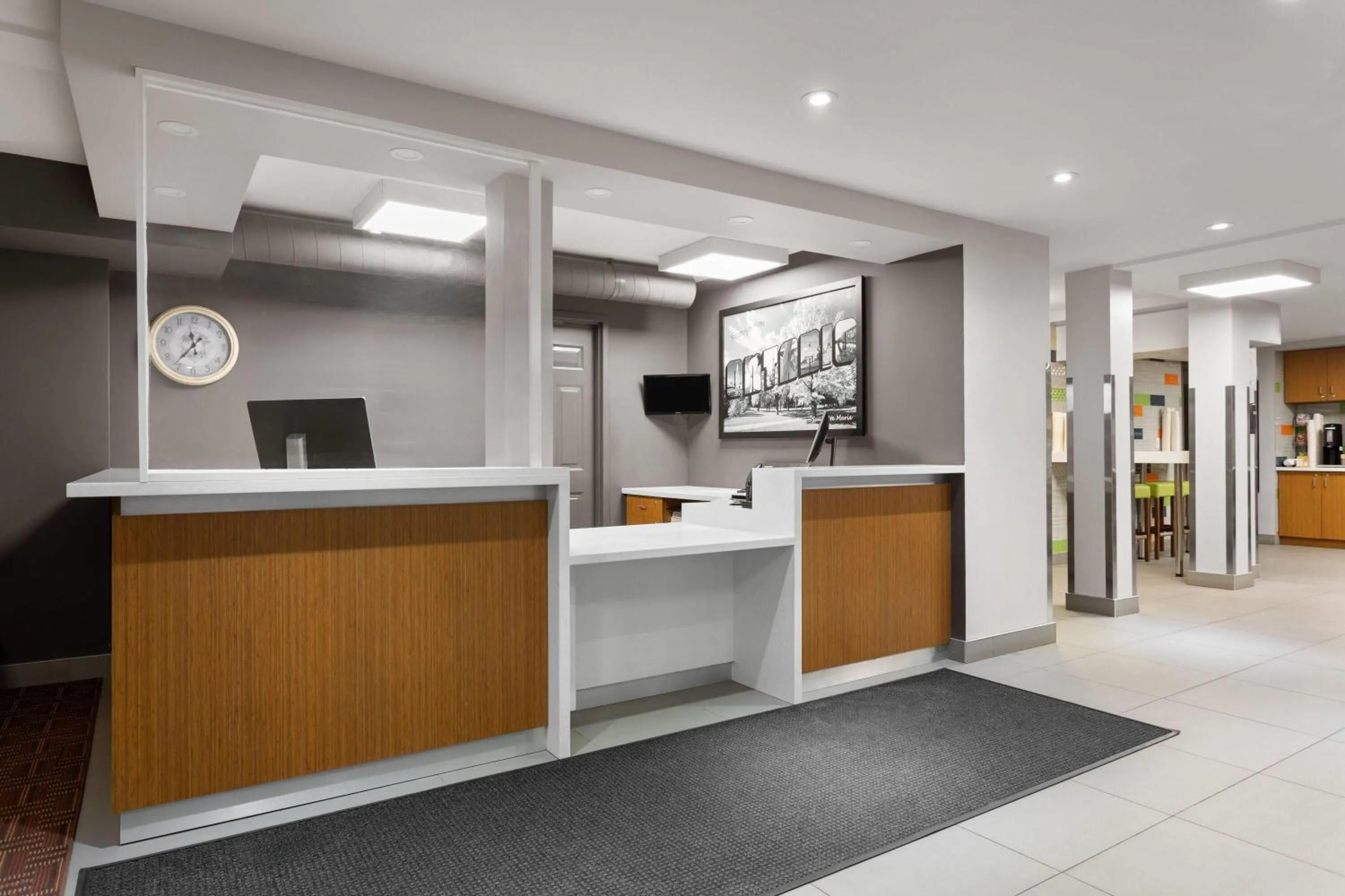 Lobby or reception in Super 8 by Wyndham Sault Ste Marie On