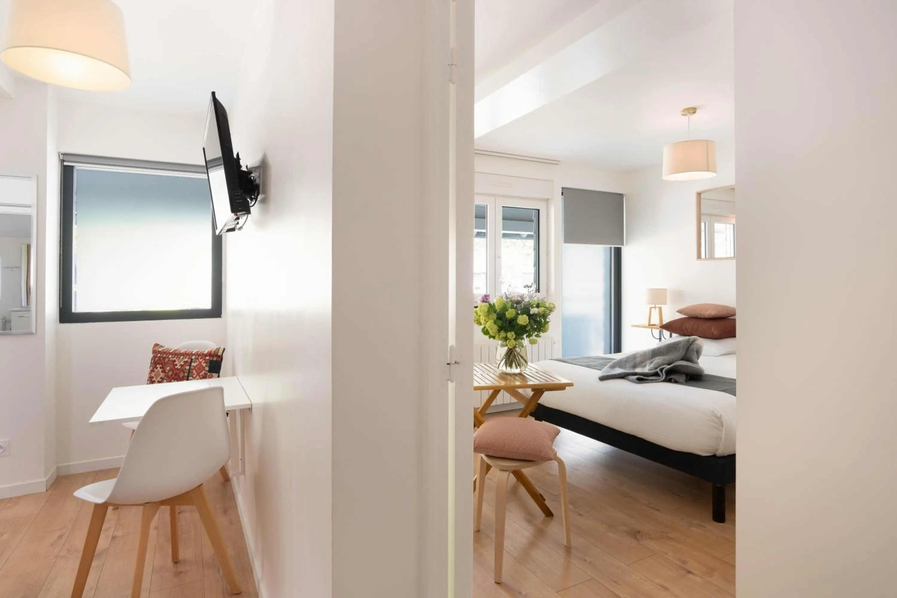 Bed in Les Studios De Honfleur