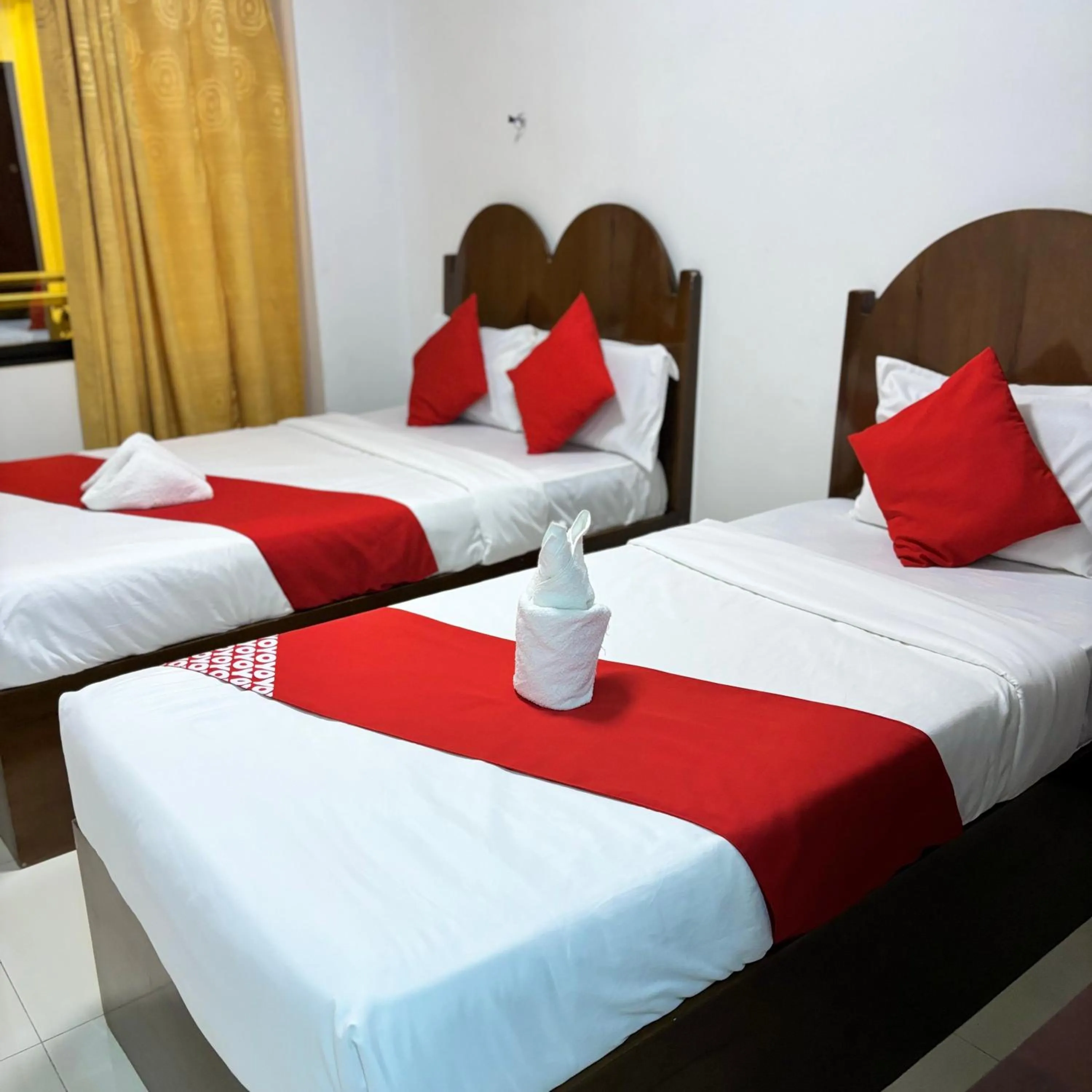 Bed in Fatchoi Hotel