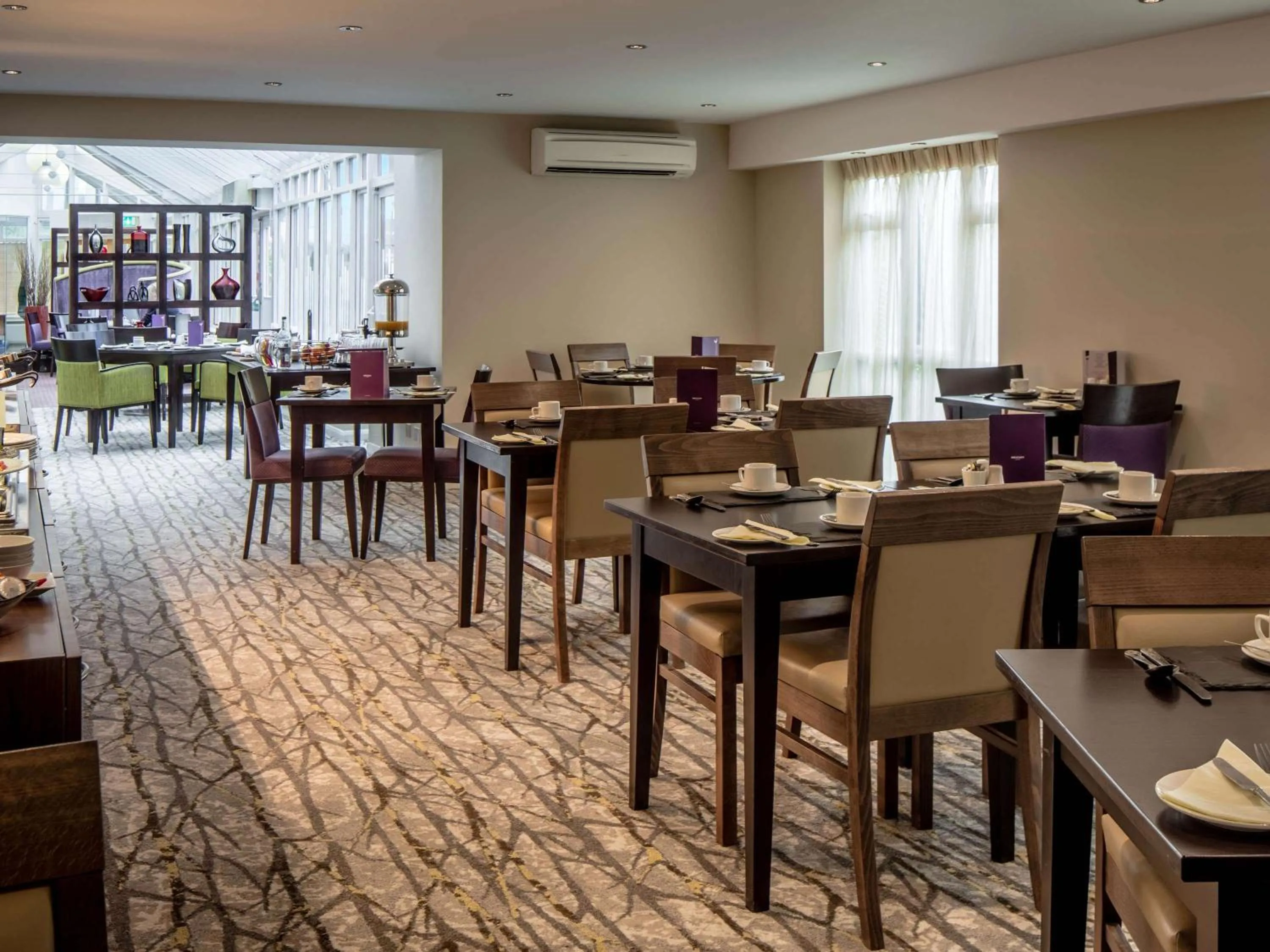 Restaurant/Places to Eat in Mercure Hatfield Oak Hotel