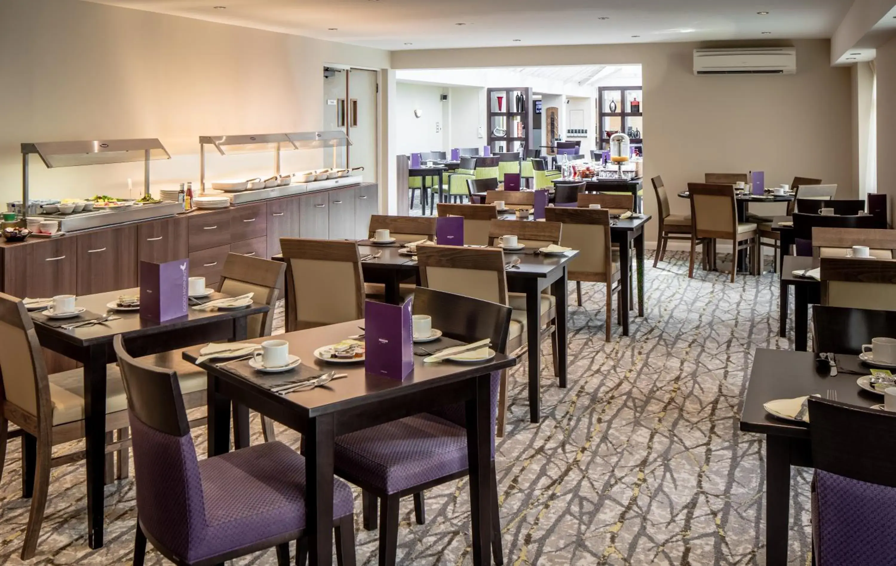 Restaurant/Places to Eat in Mercure Hatfield Oak Hotel