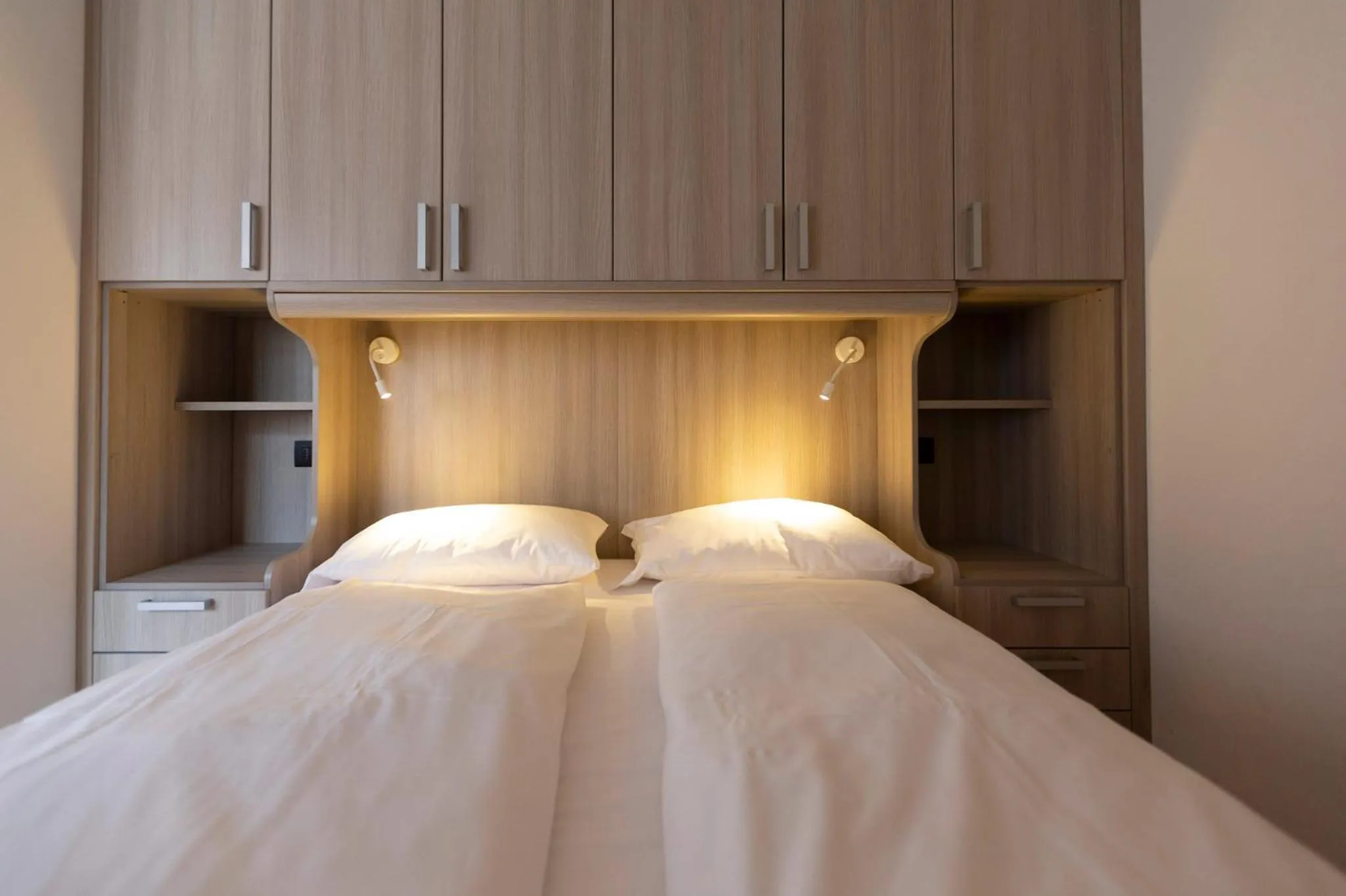 Bed in Residence Adele