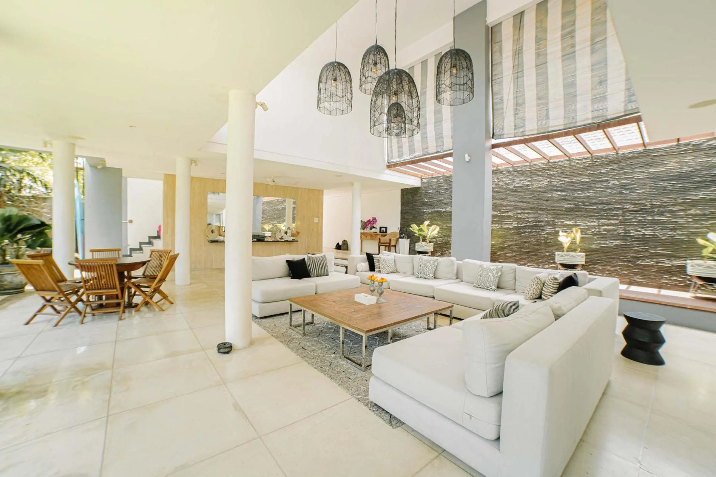 Living room in CassaMia Bali - Spacious Luxury 5 Bedroom Villa