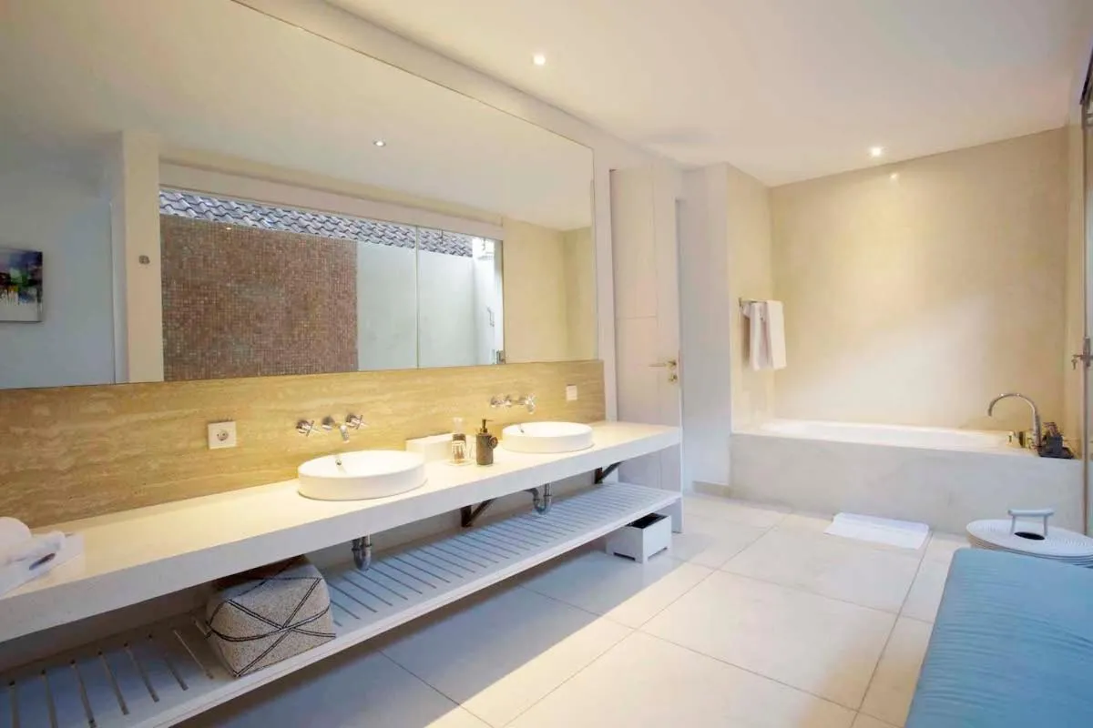 Bathroom in CassaMia Bali - Spacious Luxury 5 Bedroom Villa
