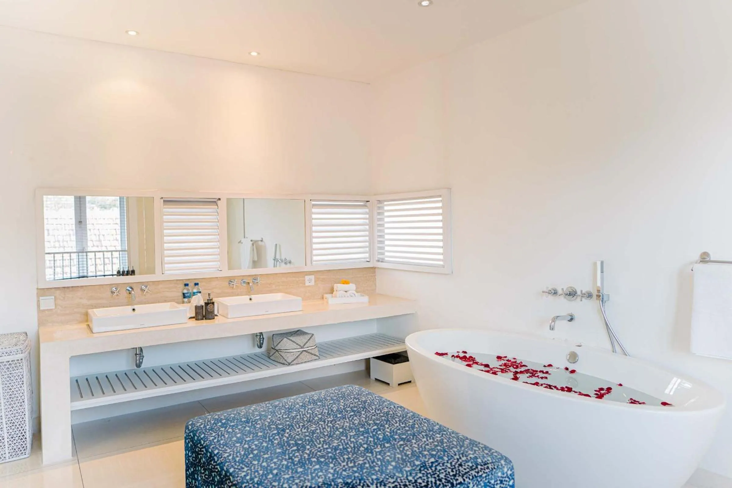 Bathroom in CassaMia Bali - Spacious Luxury 5 Bedroom Villa