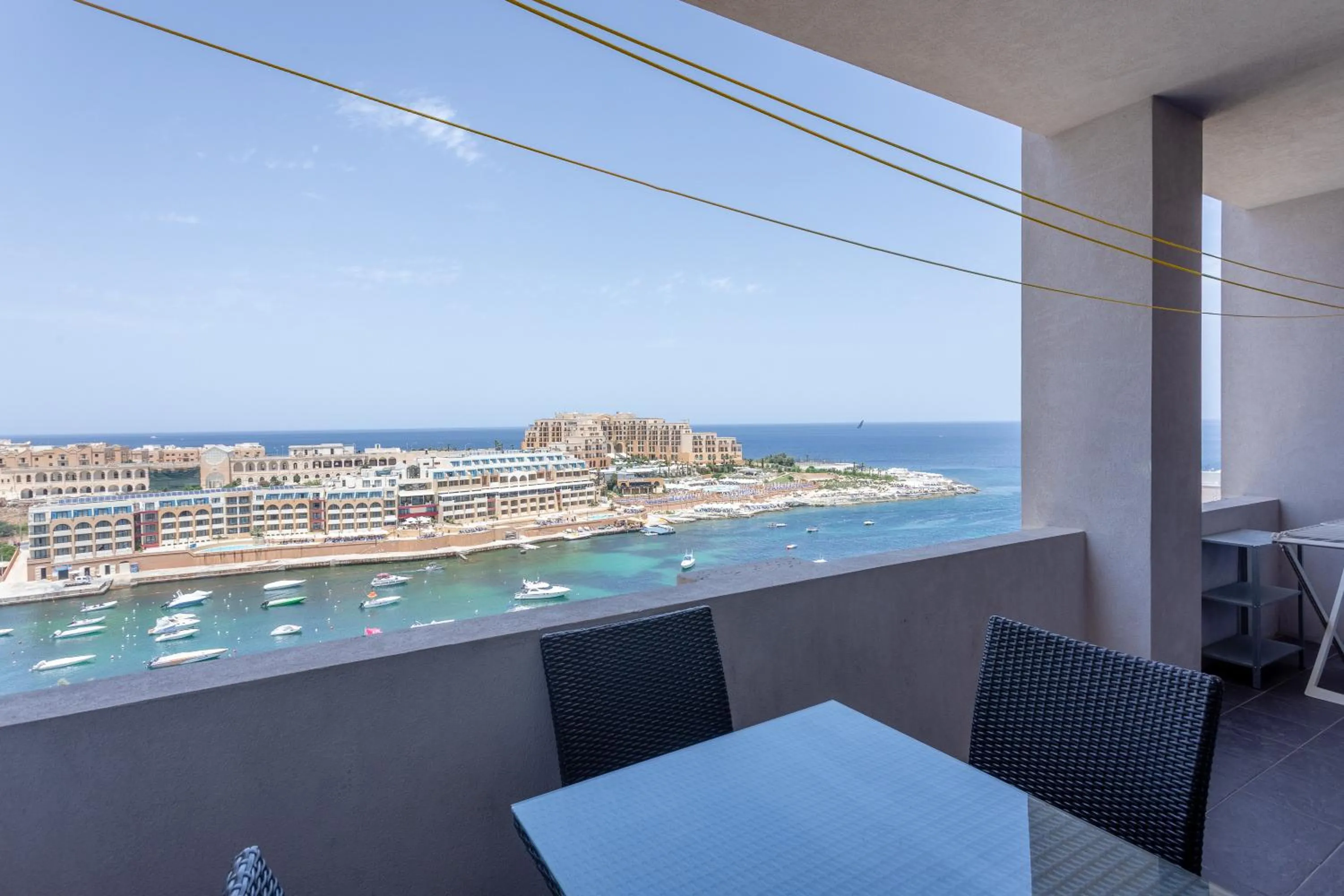 Bayview Two Bedroom St Georges Bay with free parking