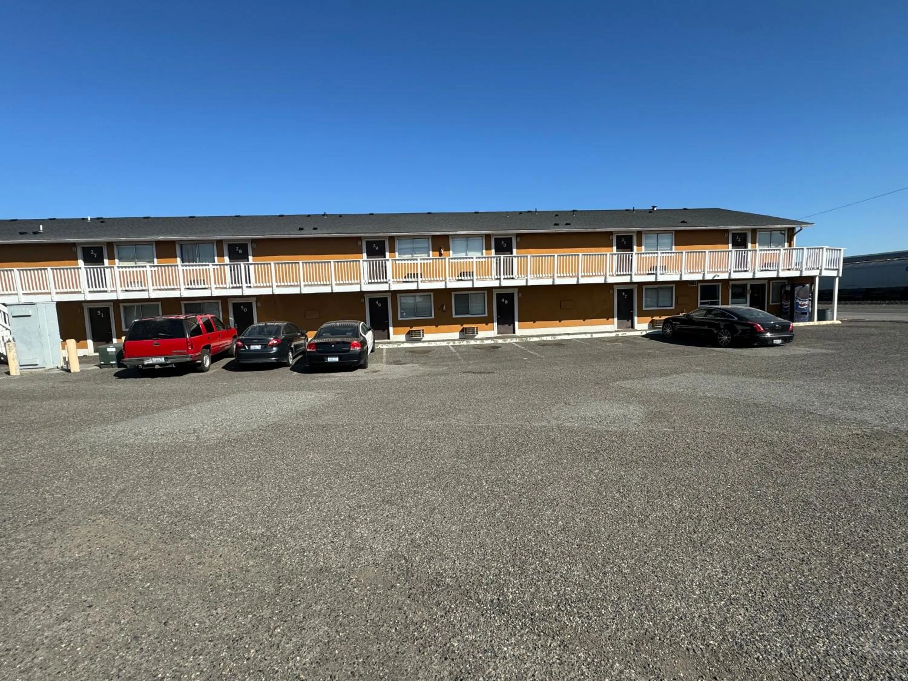 Airport Motel