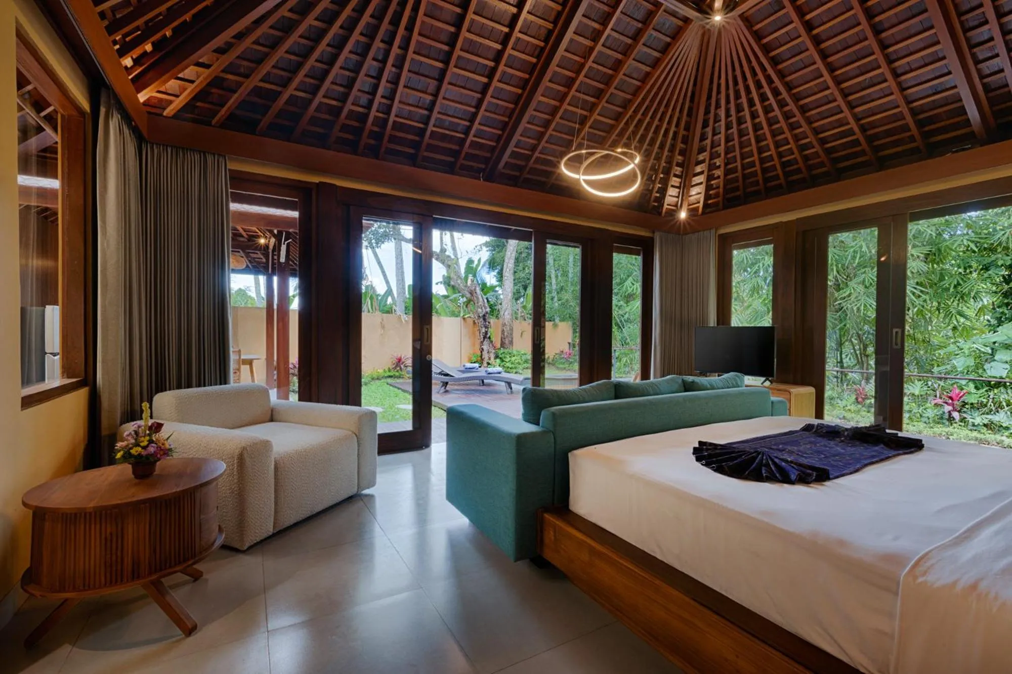 Bedroom, Bed in Samkhya Villas - Free 1x Floating Breakfast or Minibar