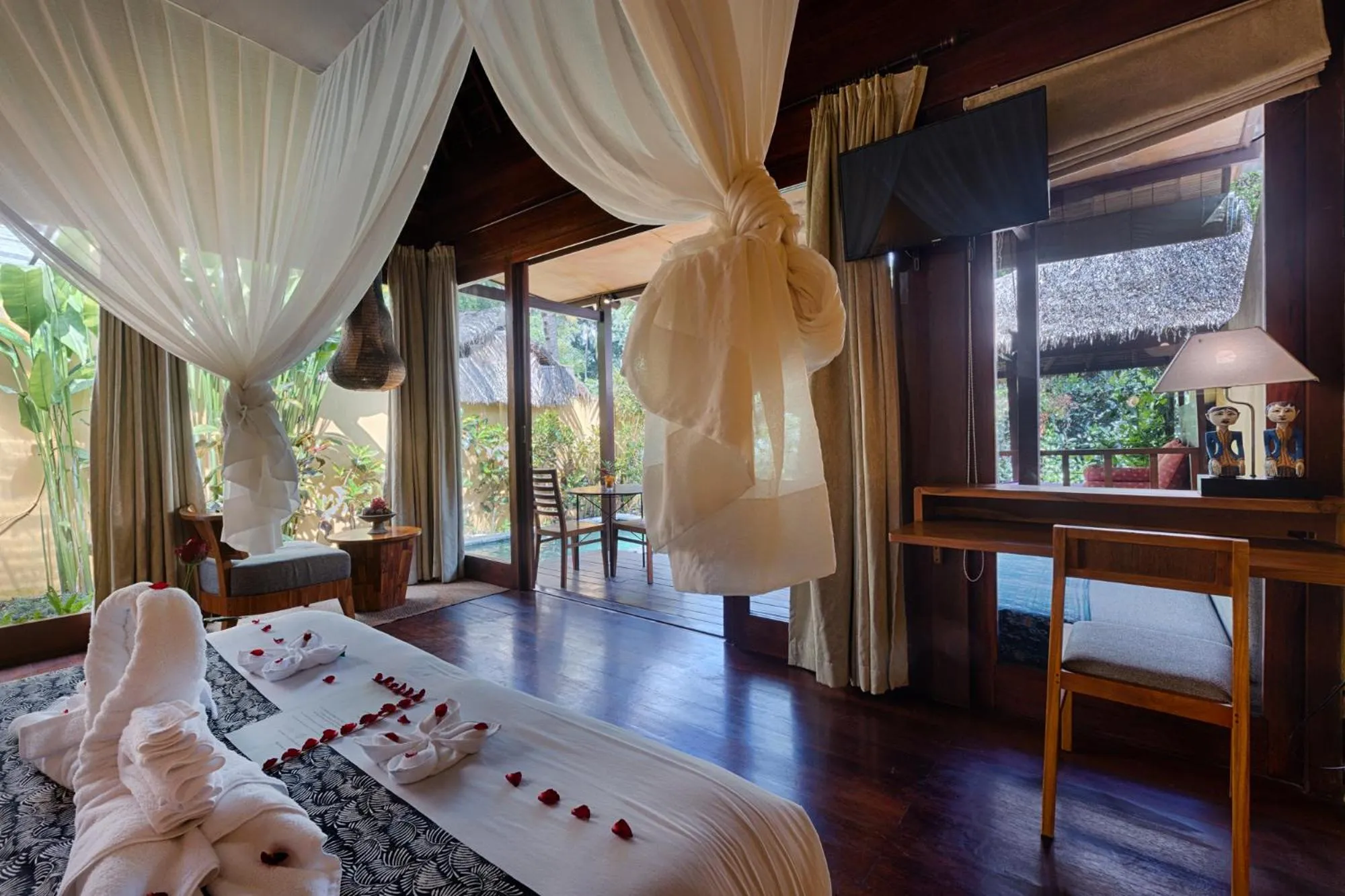 Bedroom in Samkhya Villas - Free 1x Floating Breakfast or Minibar
