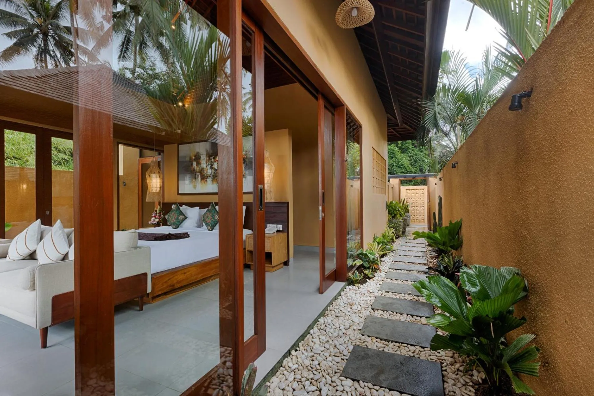 Garden view in Samkhya Villas - Free 1x Floating Breakfast or Minibar