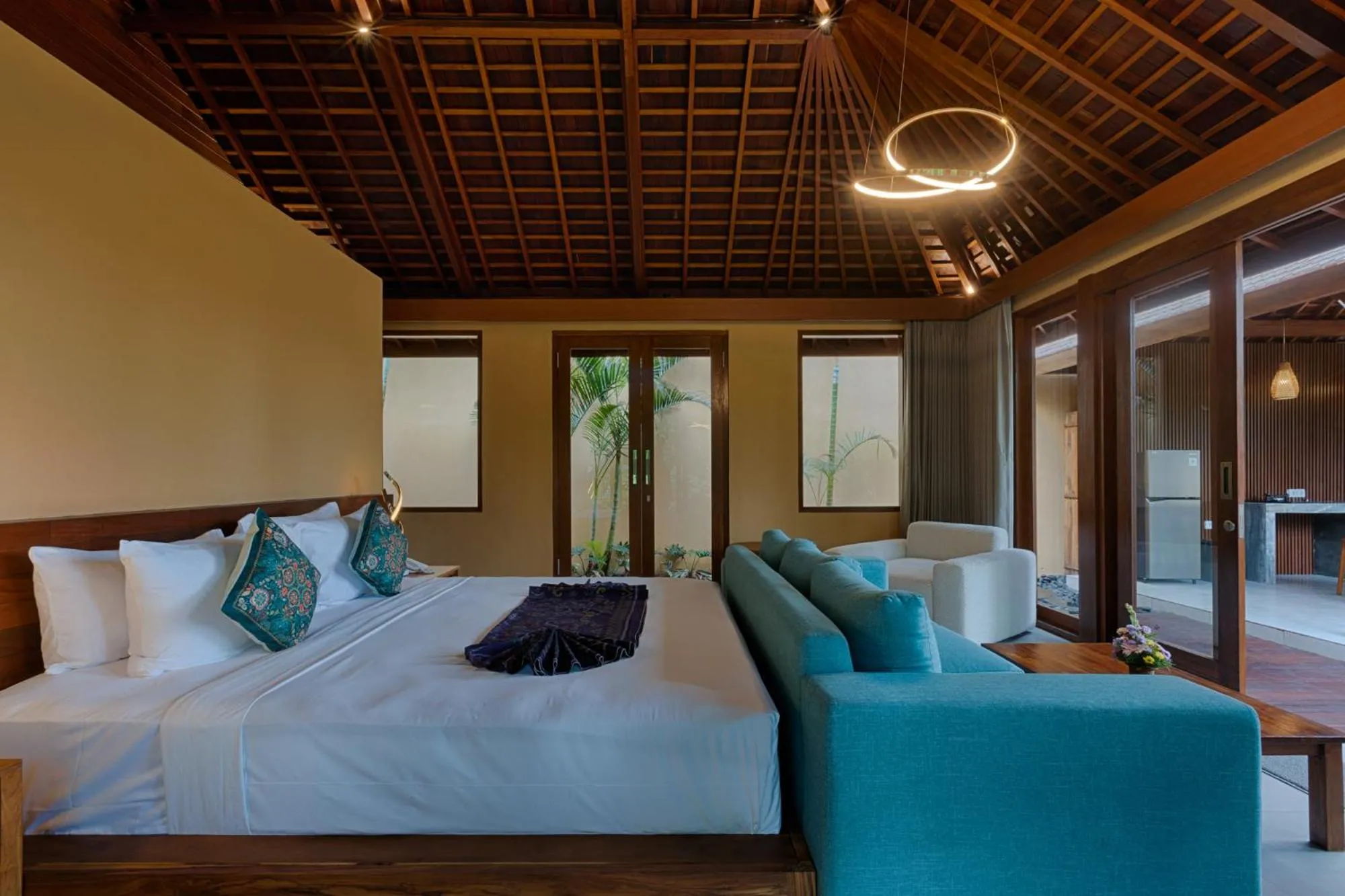 Bed in Samkhya Villas - Free 1x Floating Breakfast or Minibar