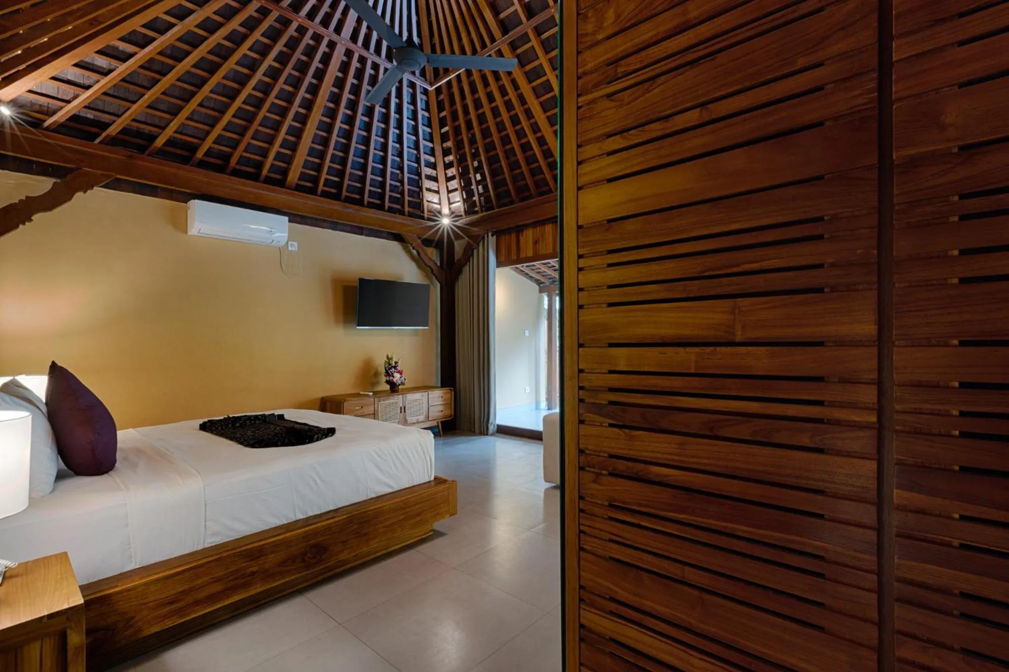 Bedroom, Bed in Samkhya Villas - Free 1x Floating Breakfast or Minibar