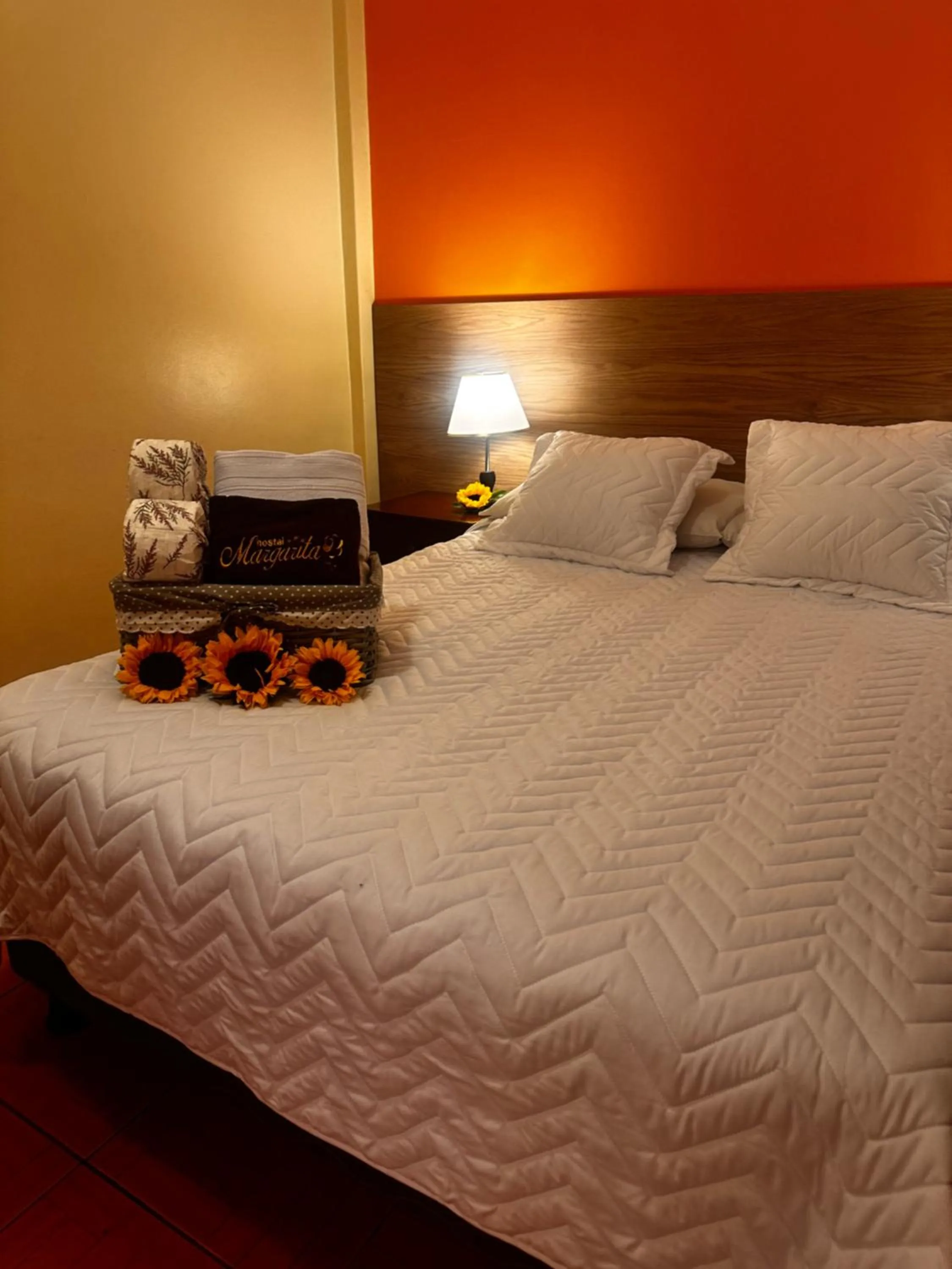 Bedroom, Bed in Hotel Margarita 2