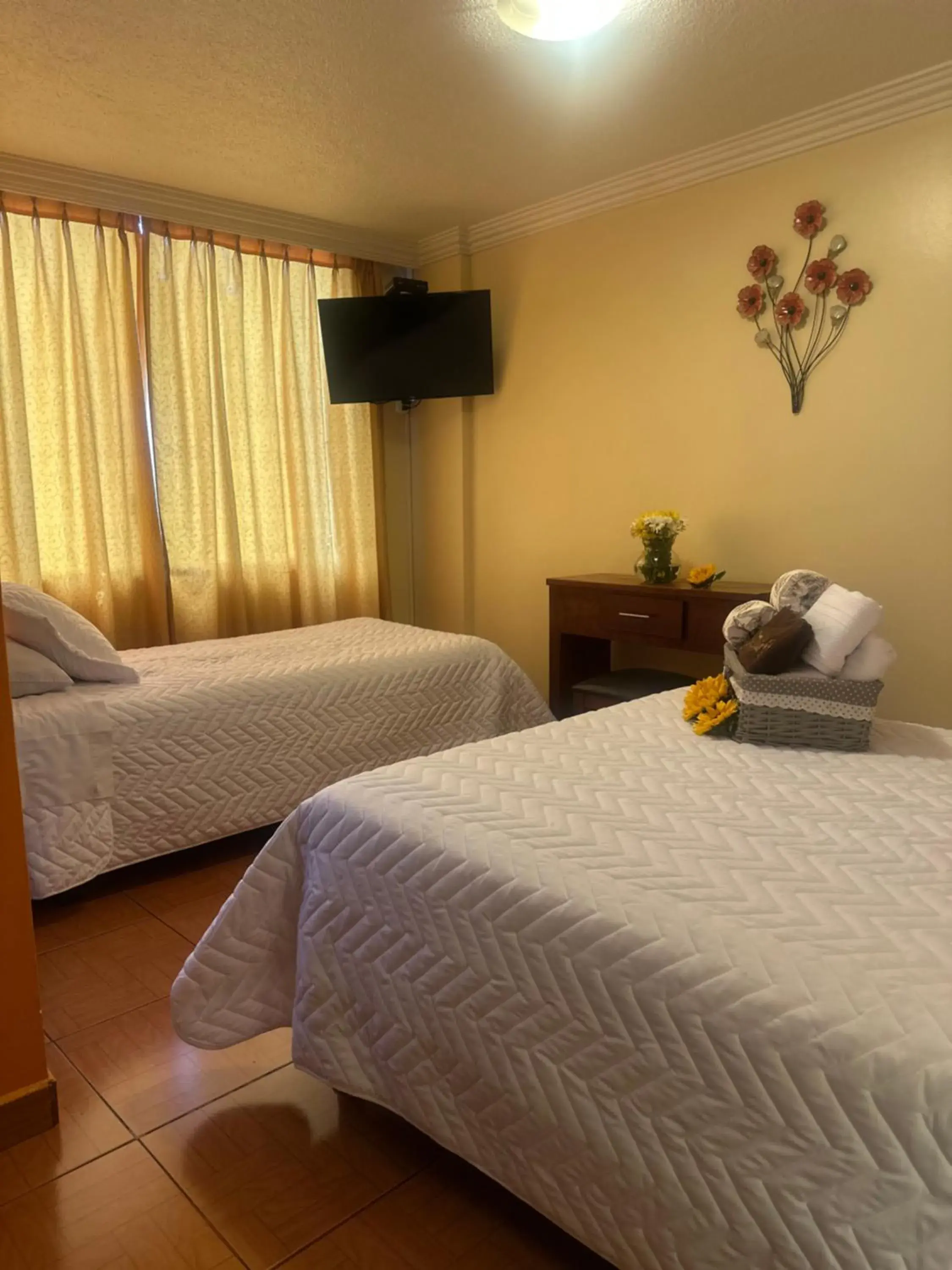 Photo of the whole room, Bed in Hotel Margarita 2 Photo of the whole room, Bed in Hotel Margarita 2
