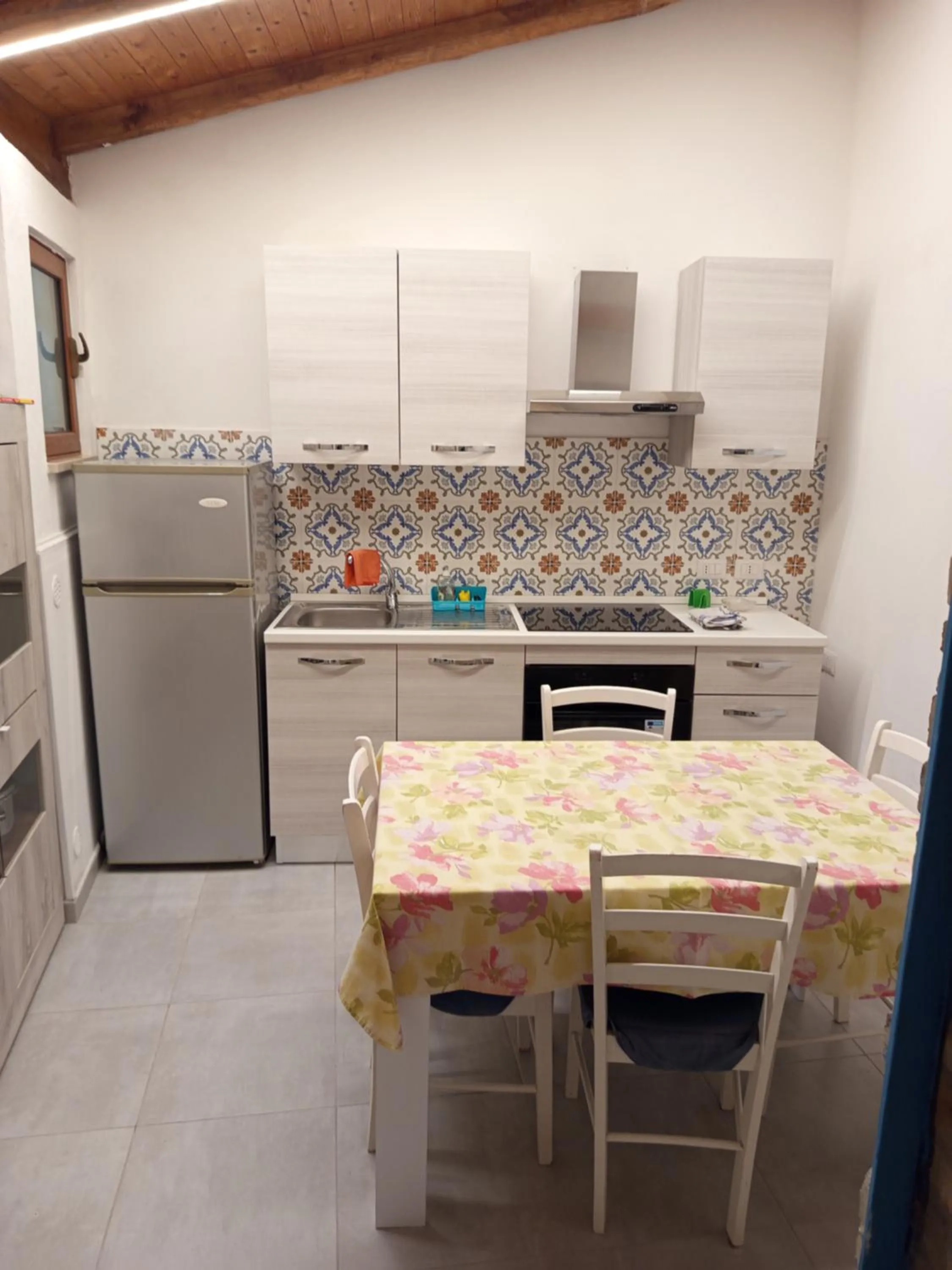 Kitchen or kitchenette in ToviMar Apartments