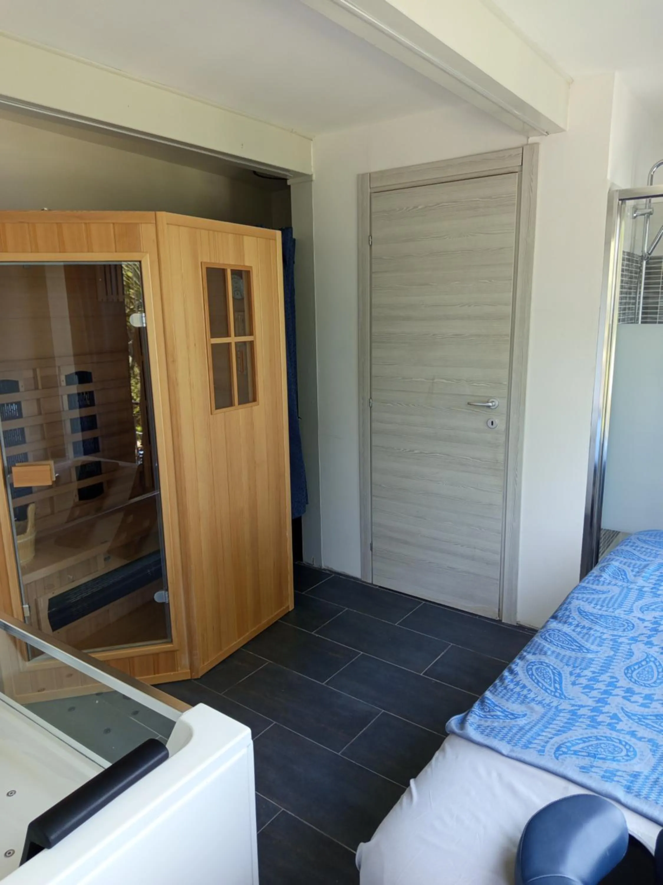 Sauna, Bed in ToviMar Apartments