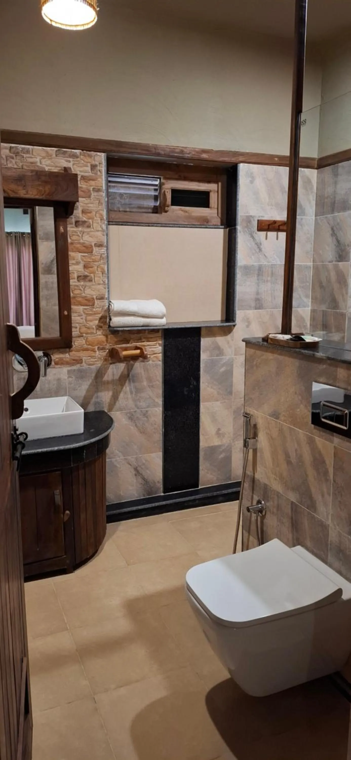 Bathroom in River View Jungle Camp