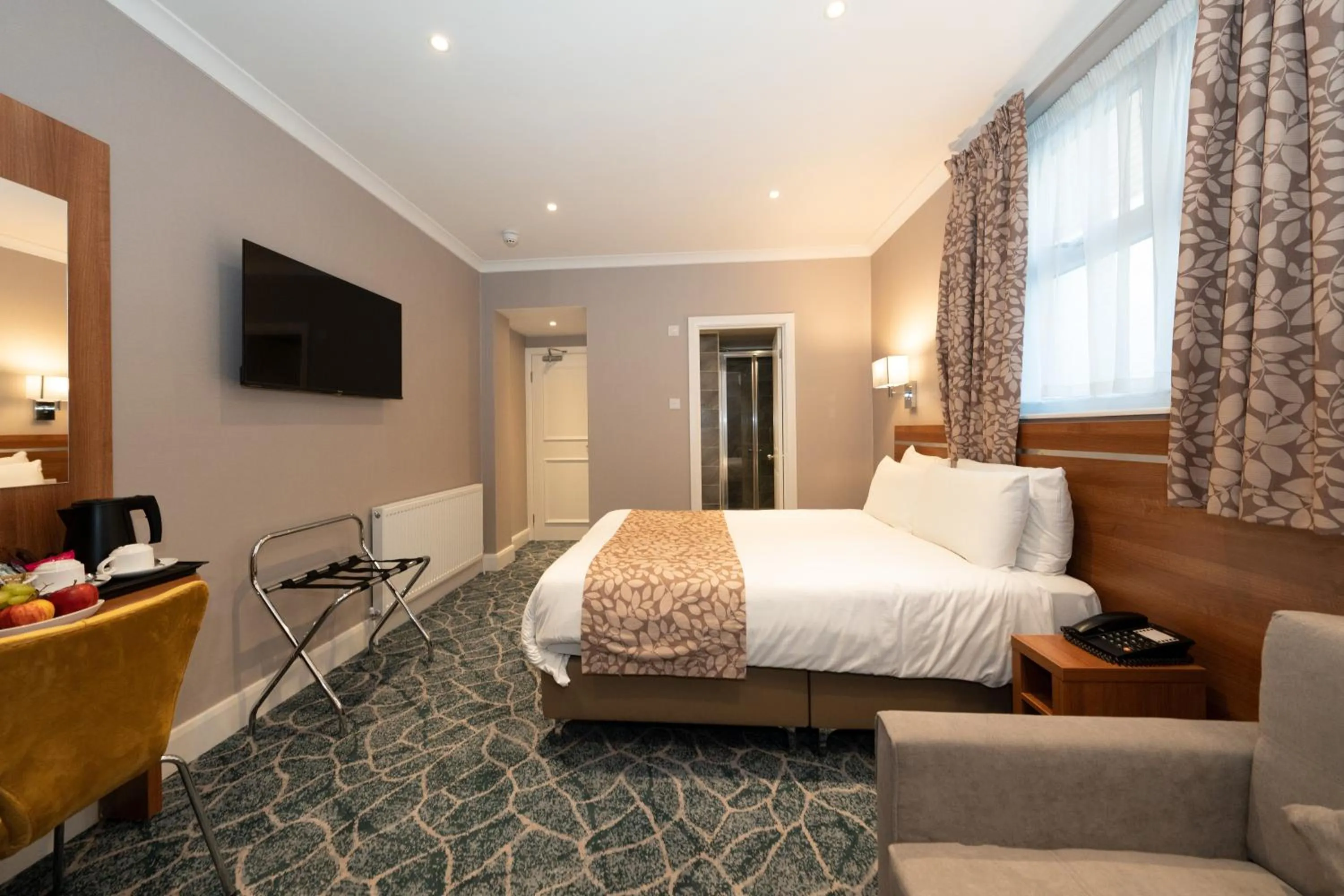 Bedroom, Bed in Park Avenue Bayswater Inn Hyde Park