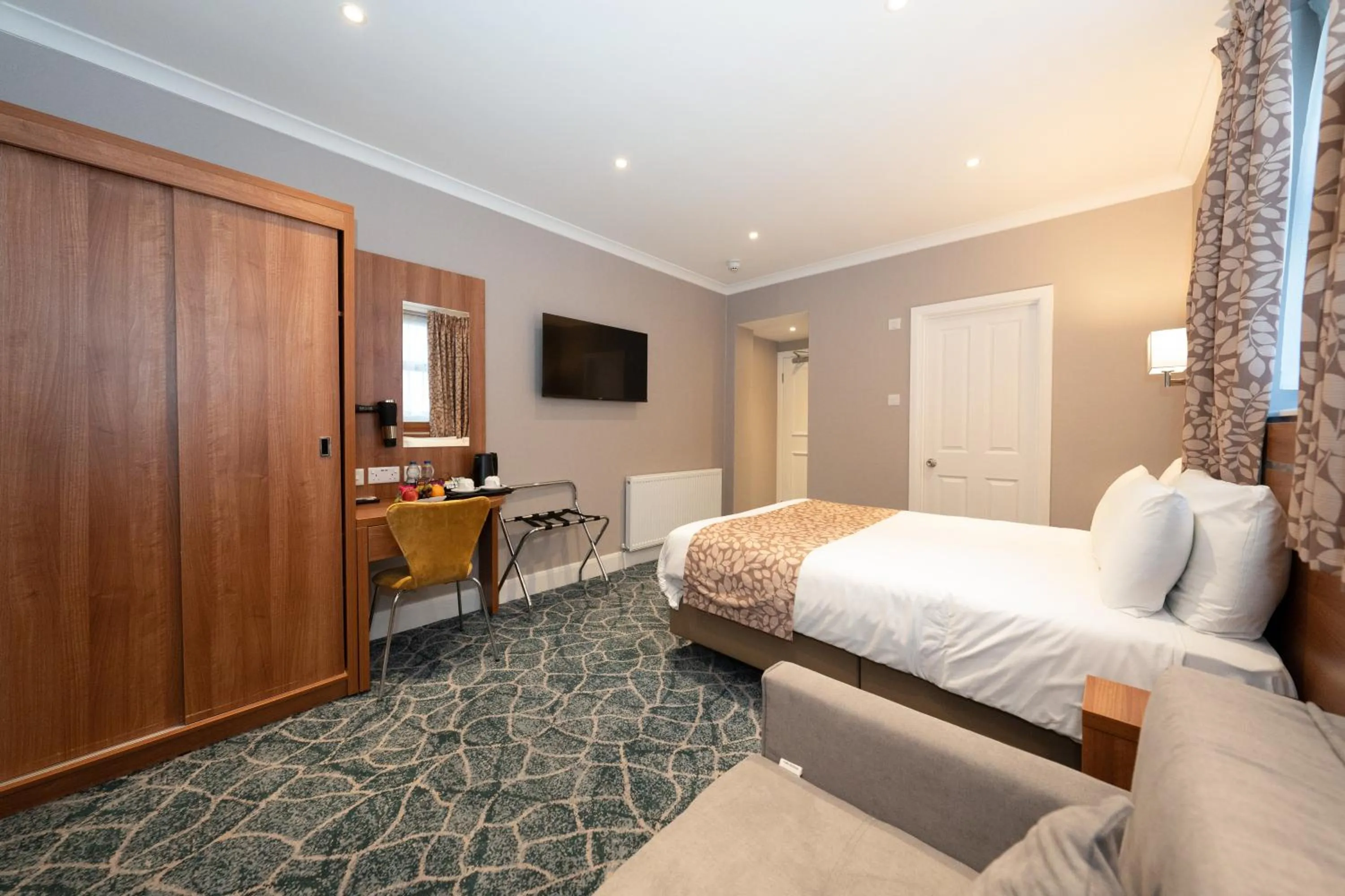 Bedroom, Bed in Park Avenue Bayswater Inn Hyde Park