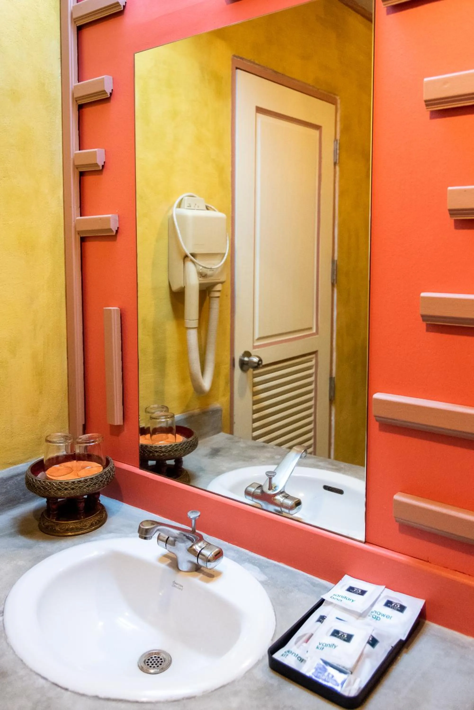 Bathroom in 75 Paradise Lane Managed by Loft Group