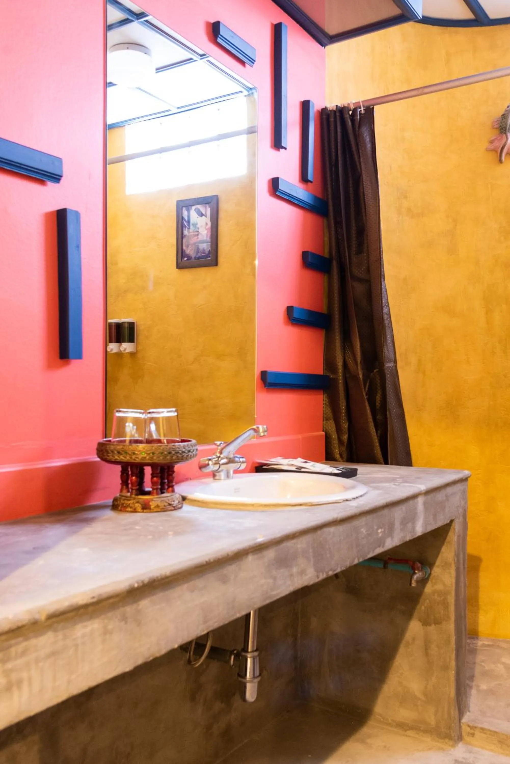 Bathroom in 75 Paradise Lane Managed by Loft Group