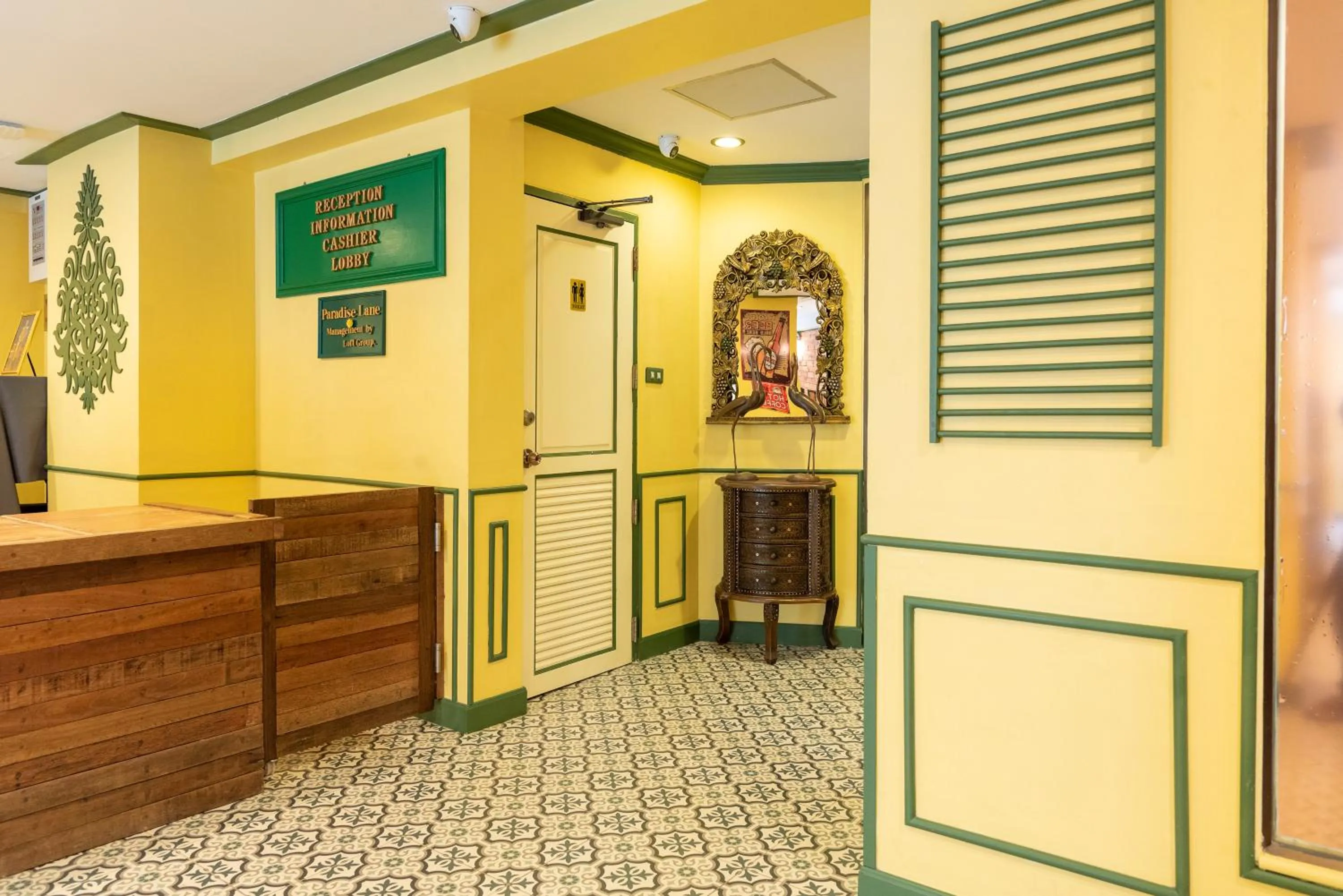 Property building in 75 Paradise Lane Managed by Loft Group