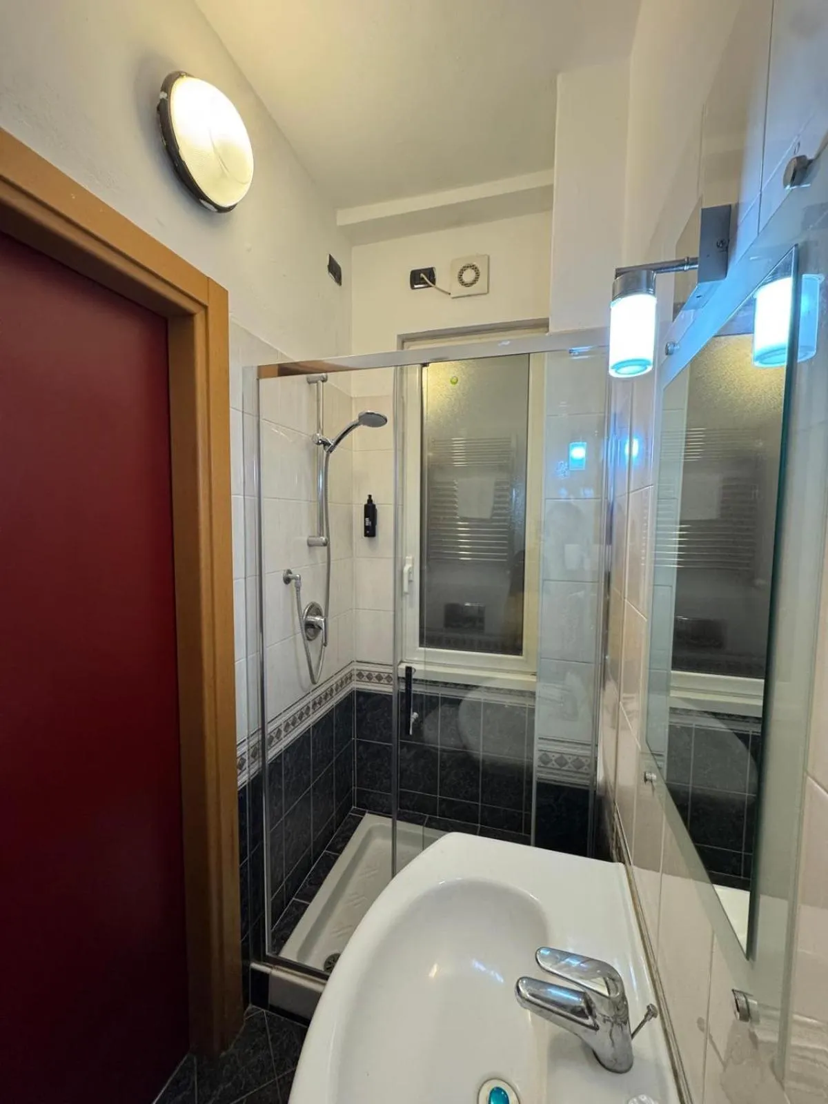 Bathroom in Hotel Parma