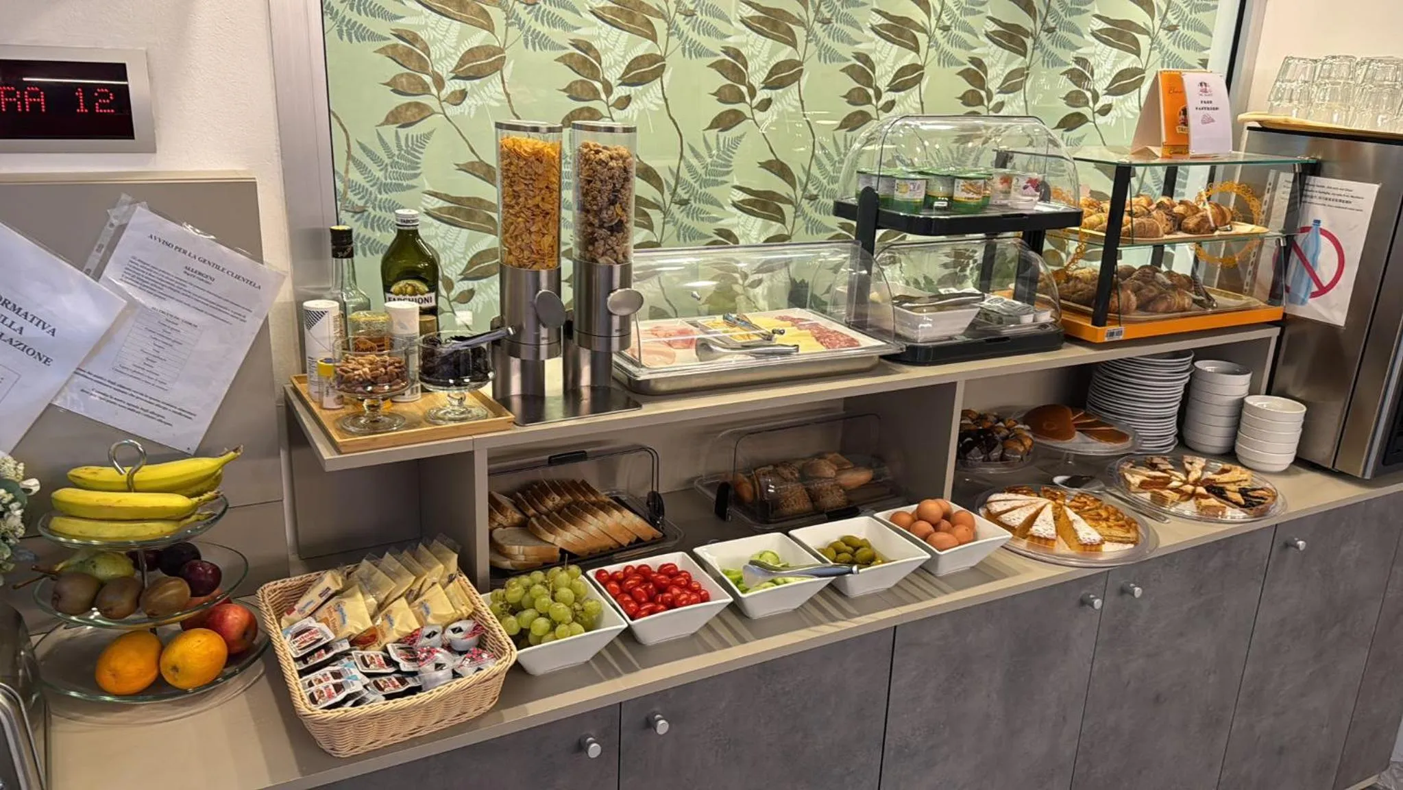 Breakfast in Hotel Parma