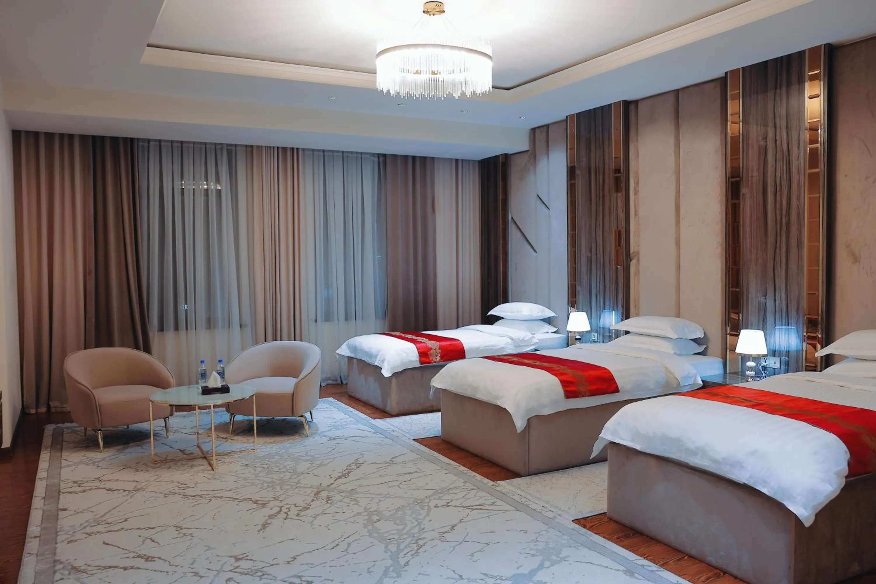 Photo of the whole room, Bed in KANGURT Grand Hotel