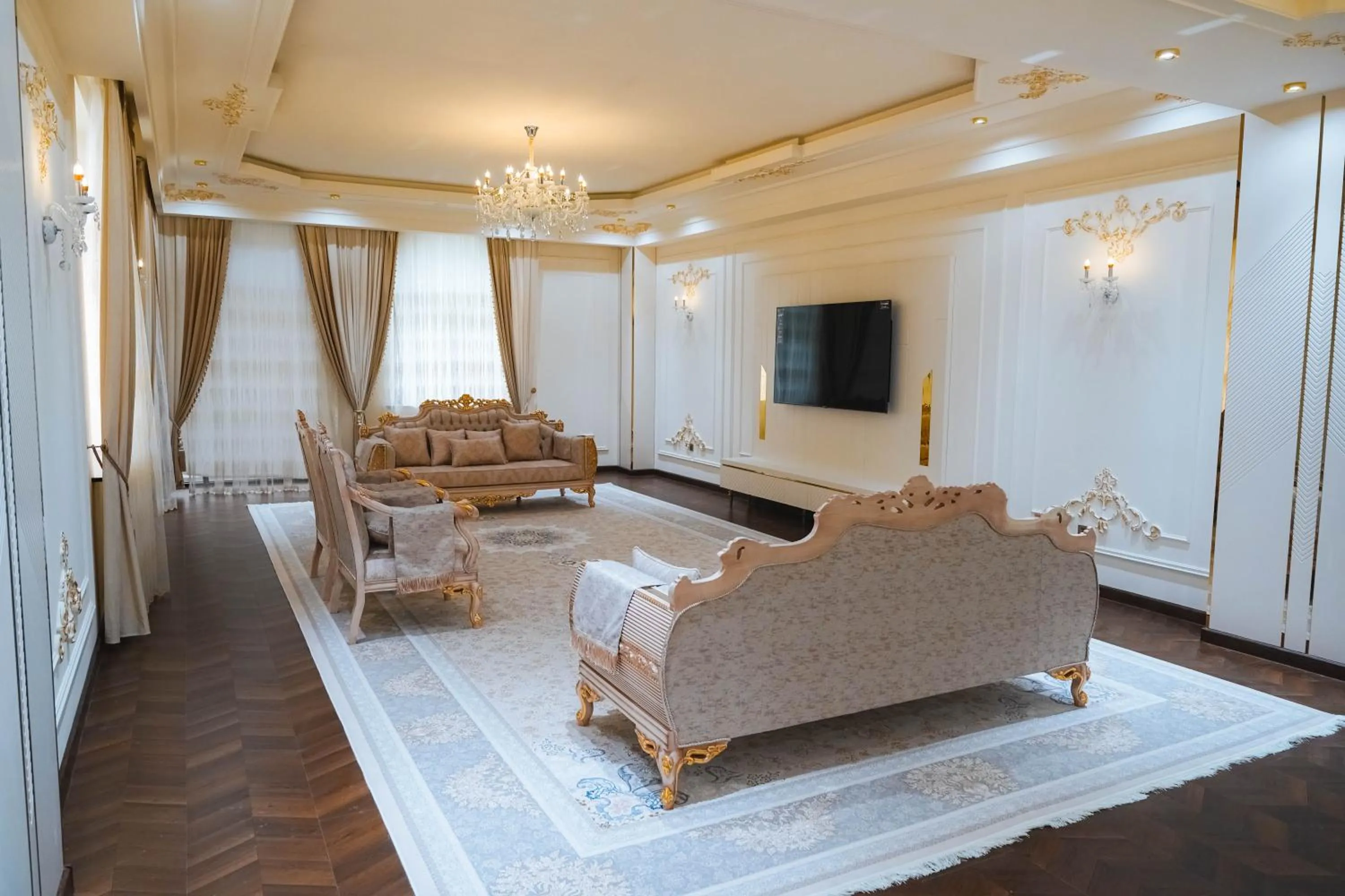 TV and multimedia in KANGURT Grand Hotel