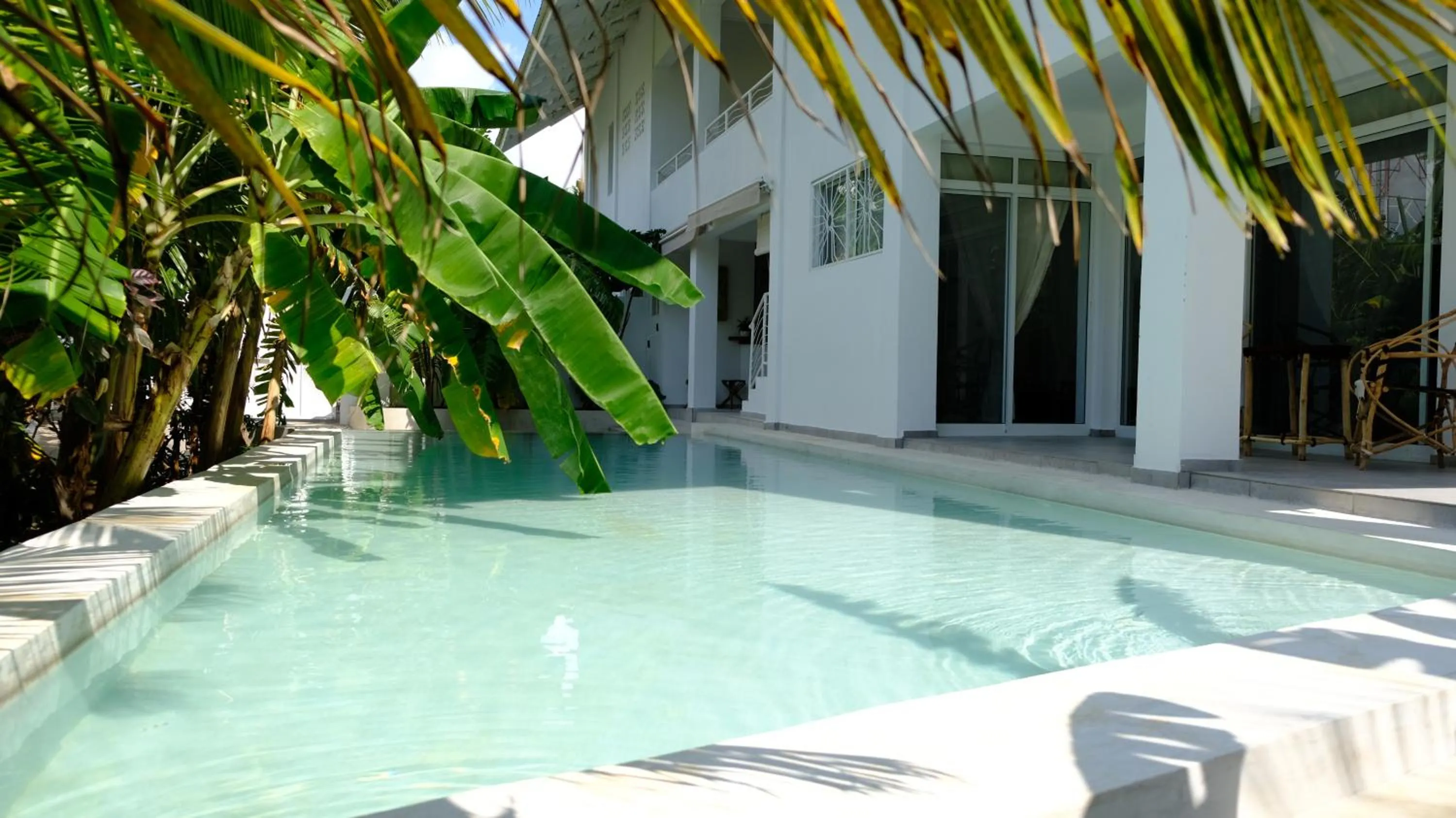 Property building in Kobe House