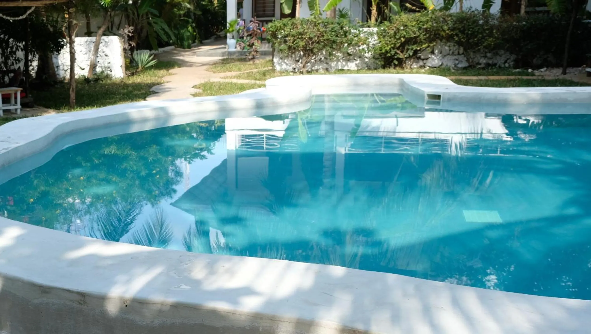 Pool view in Kobe House