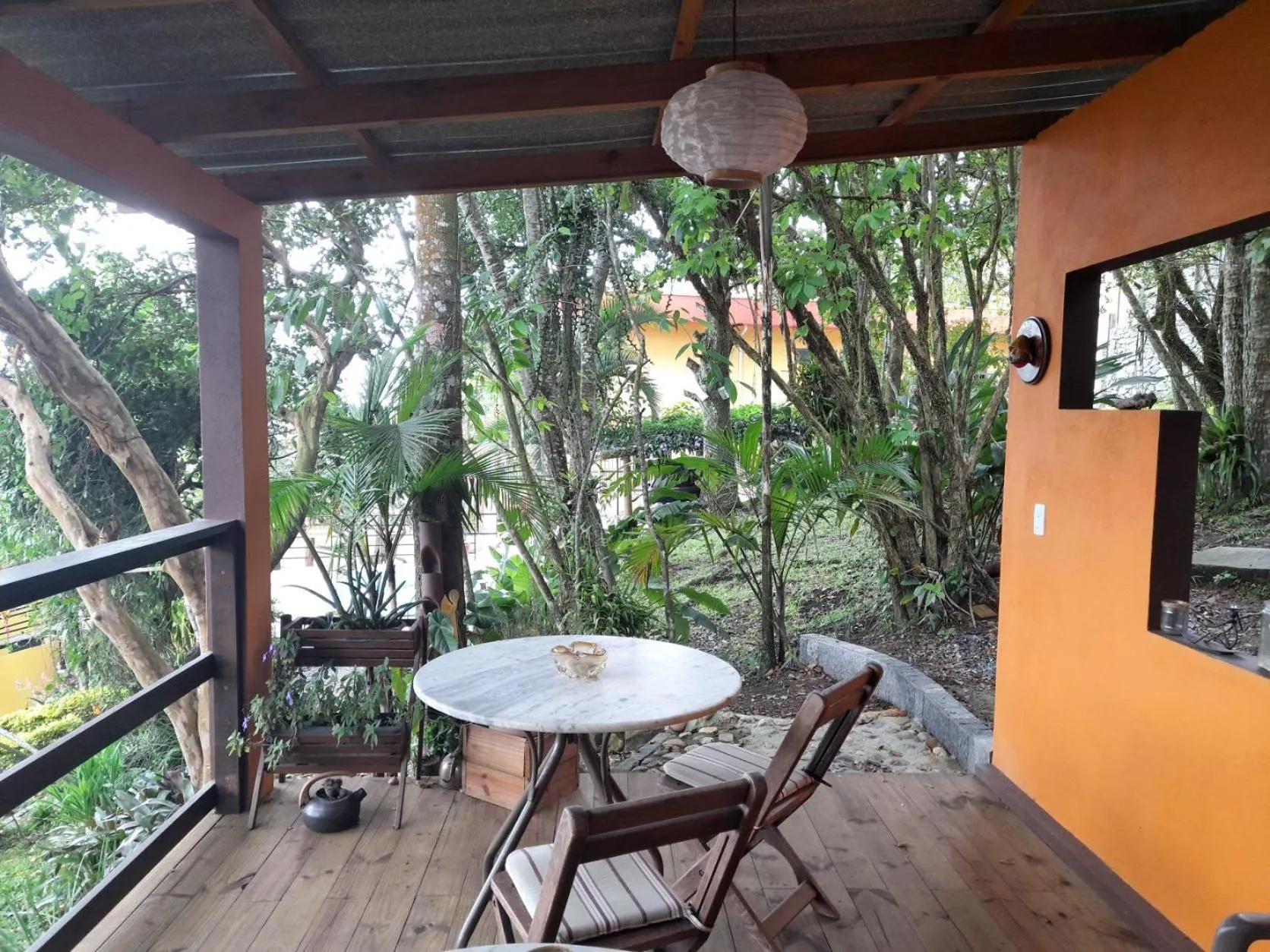 Dining area in La Luna