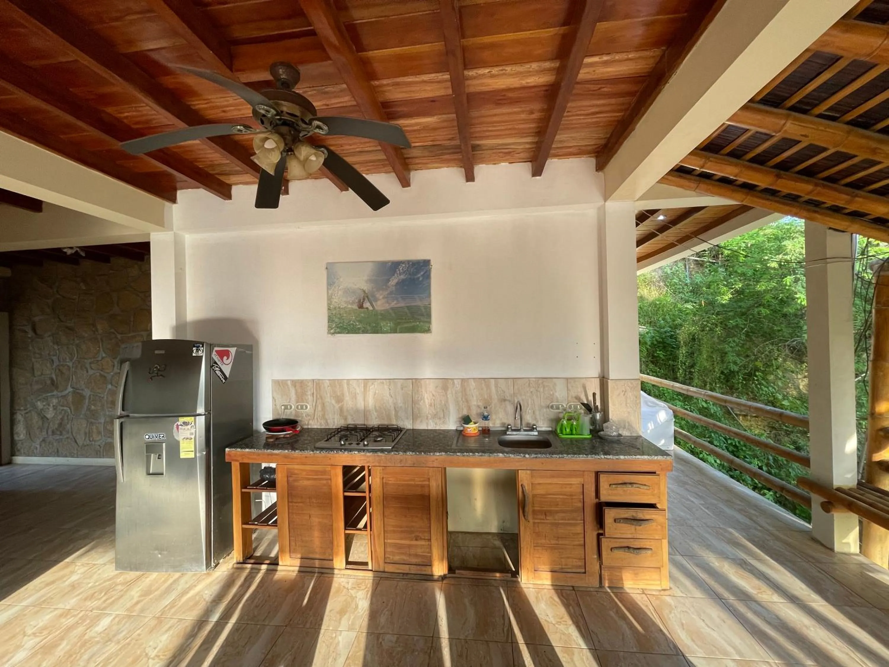 TV and multimedia in Punta Hills Montanita