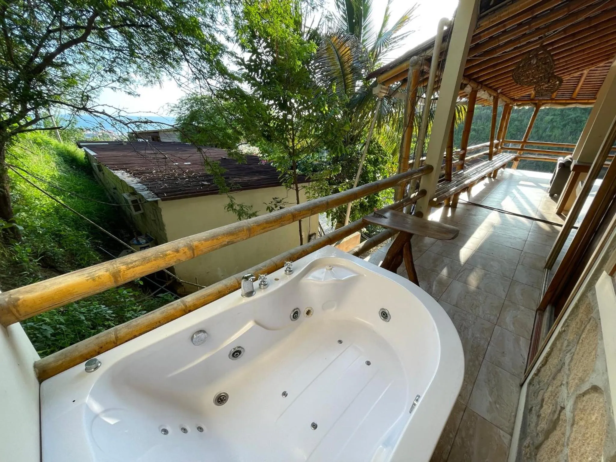 Day in Punta Hills Montanita