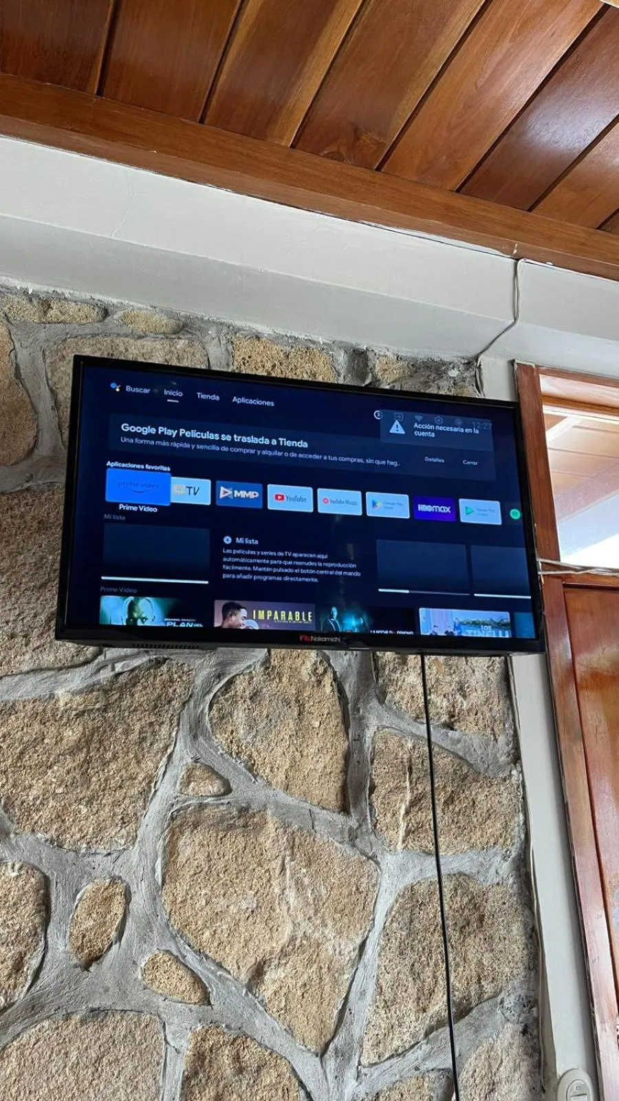 Communal lounge/ TV room in Punta Hills Montanita