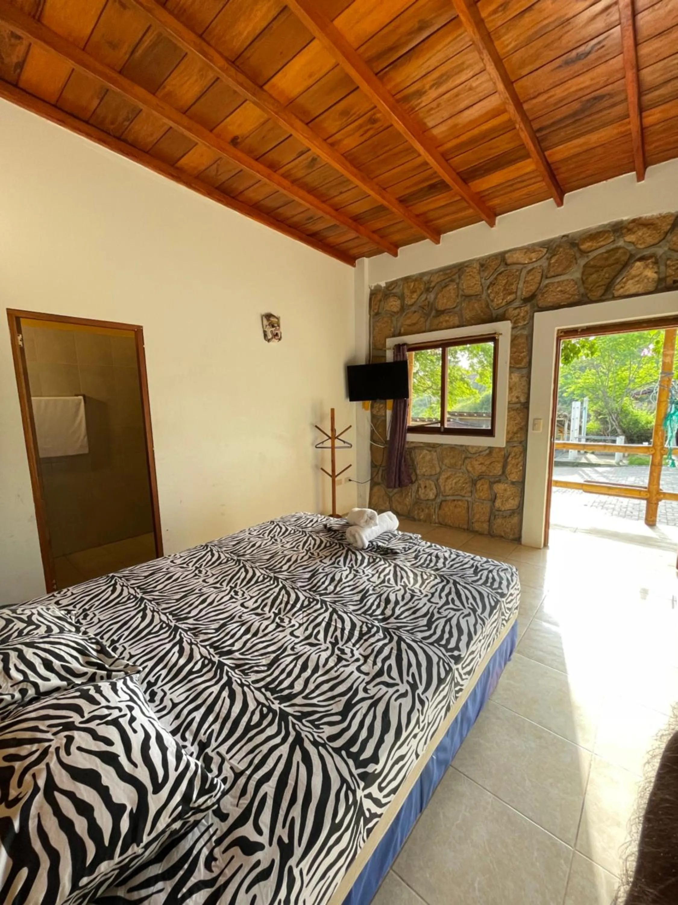 Toilet, Bed in Punta Hills Montanita