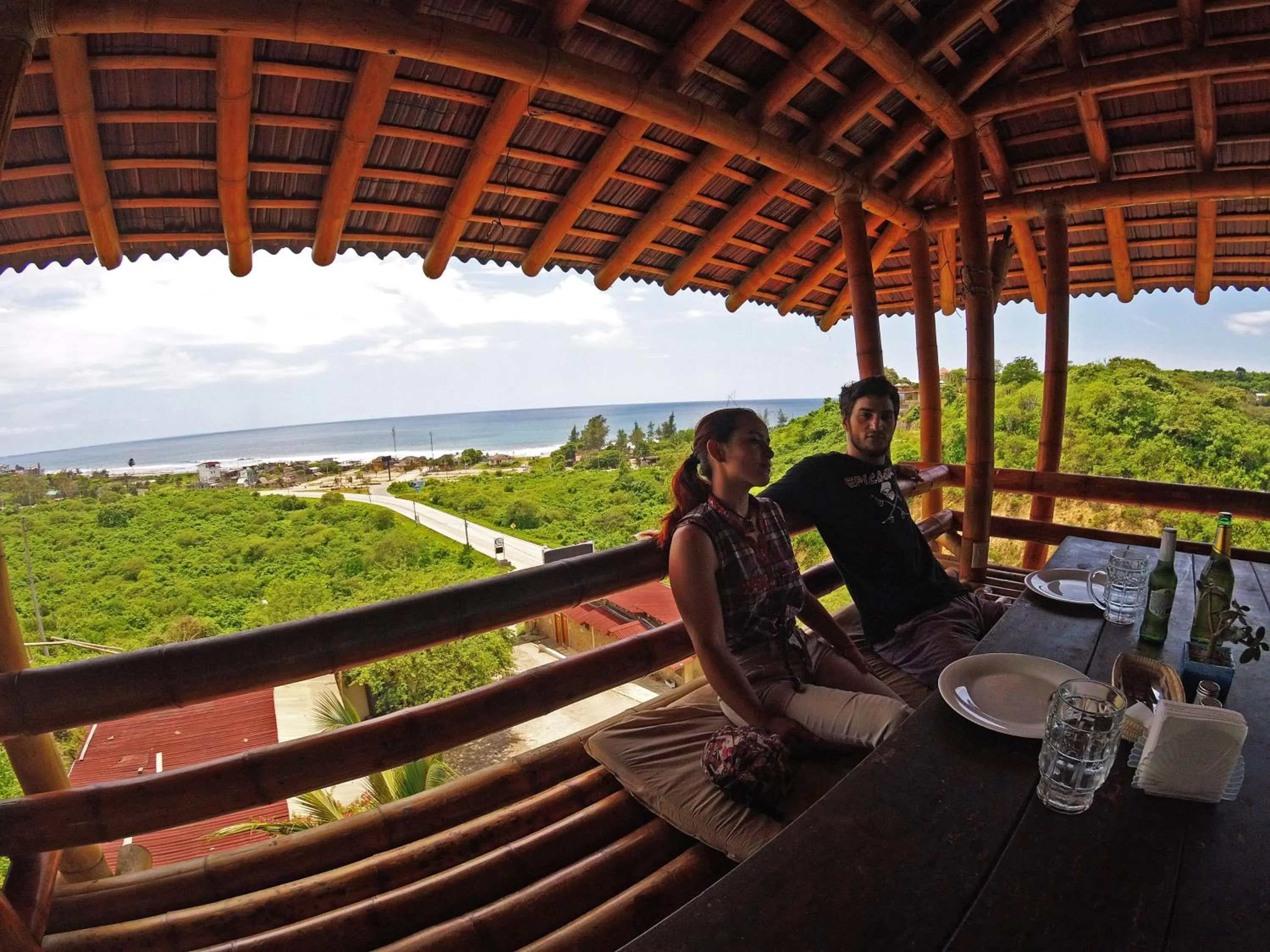 Restaurant/places to eat in Punta Hills Montanita