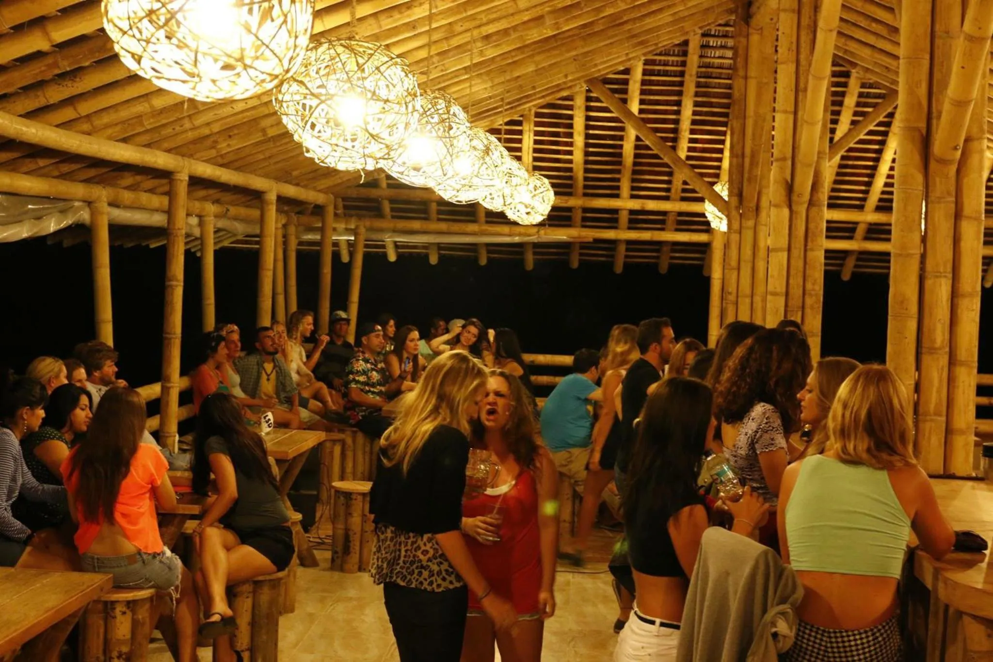 Restaurant/places to eat in Punta Hills Montanita